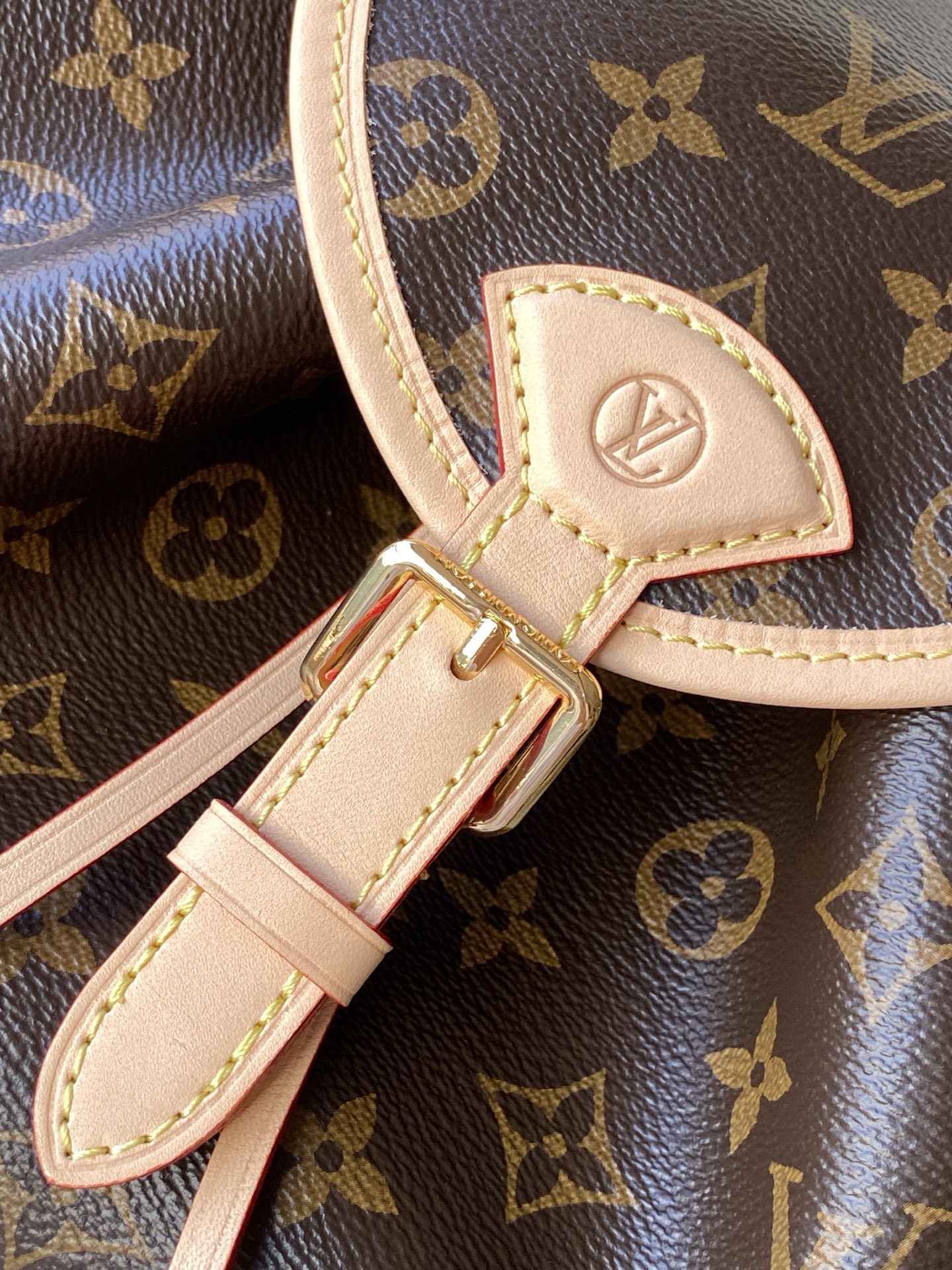 Louis Vuitton bag-174