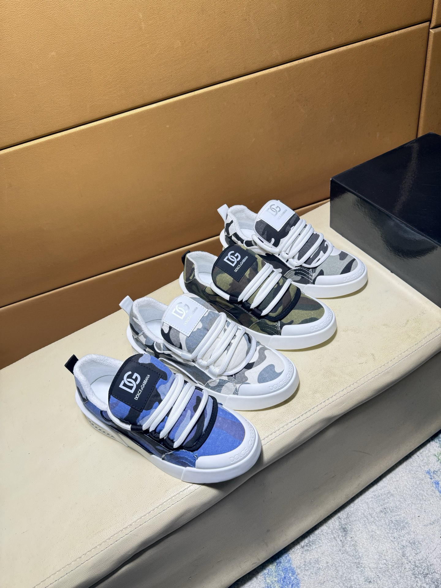 D&G Sneakers-198