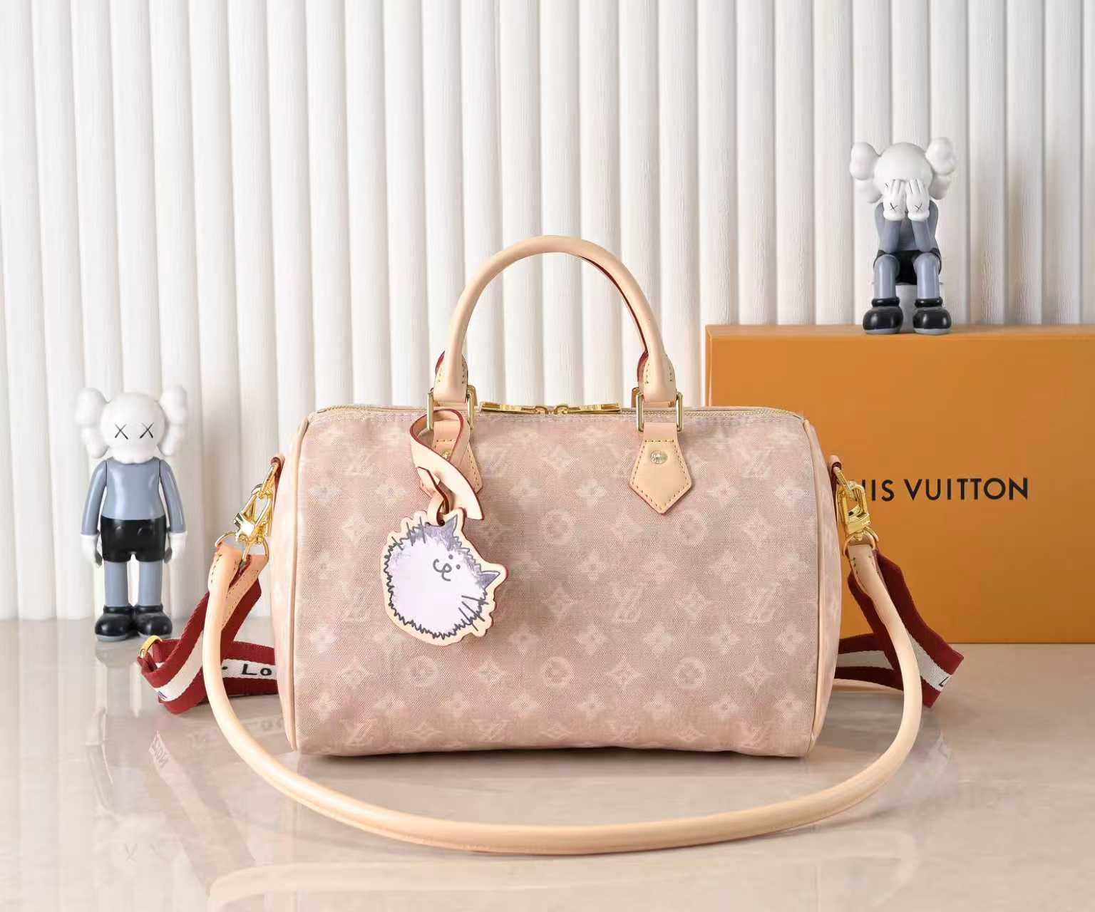Louis Vuitton bag-137