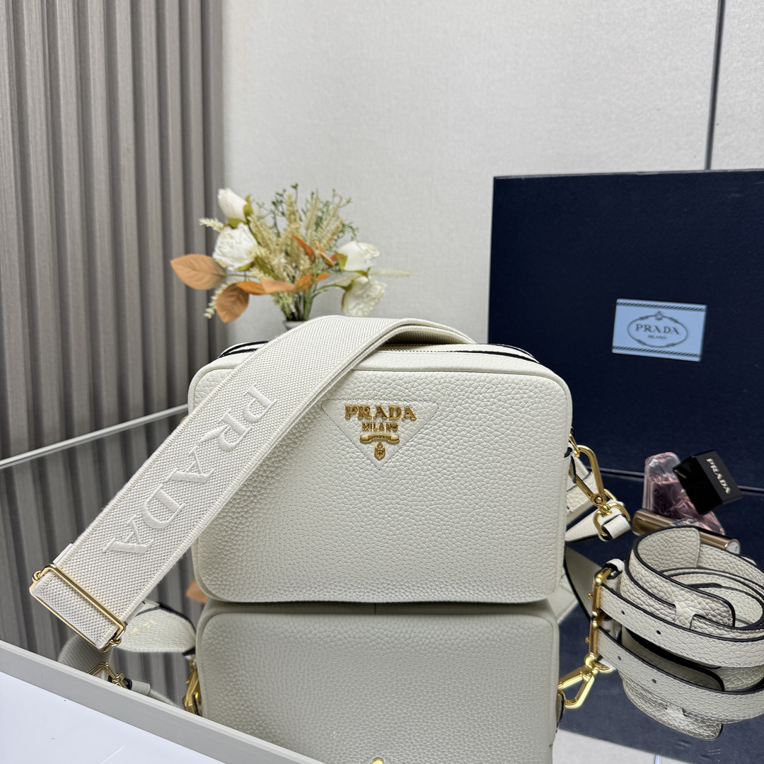 Prada bag-259