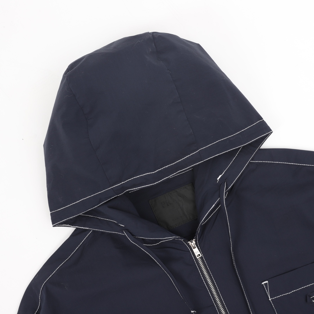 Prada Clothing-399