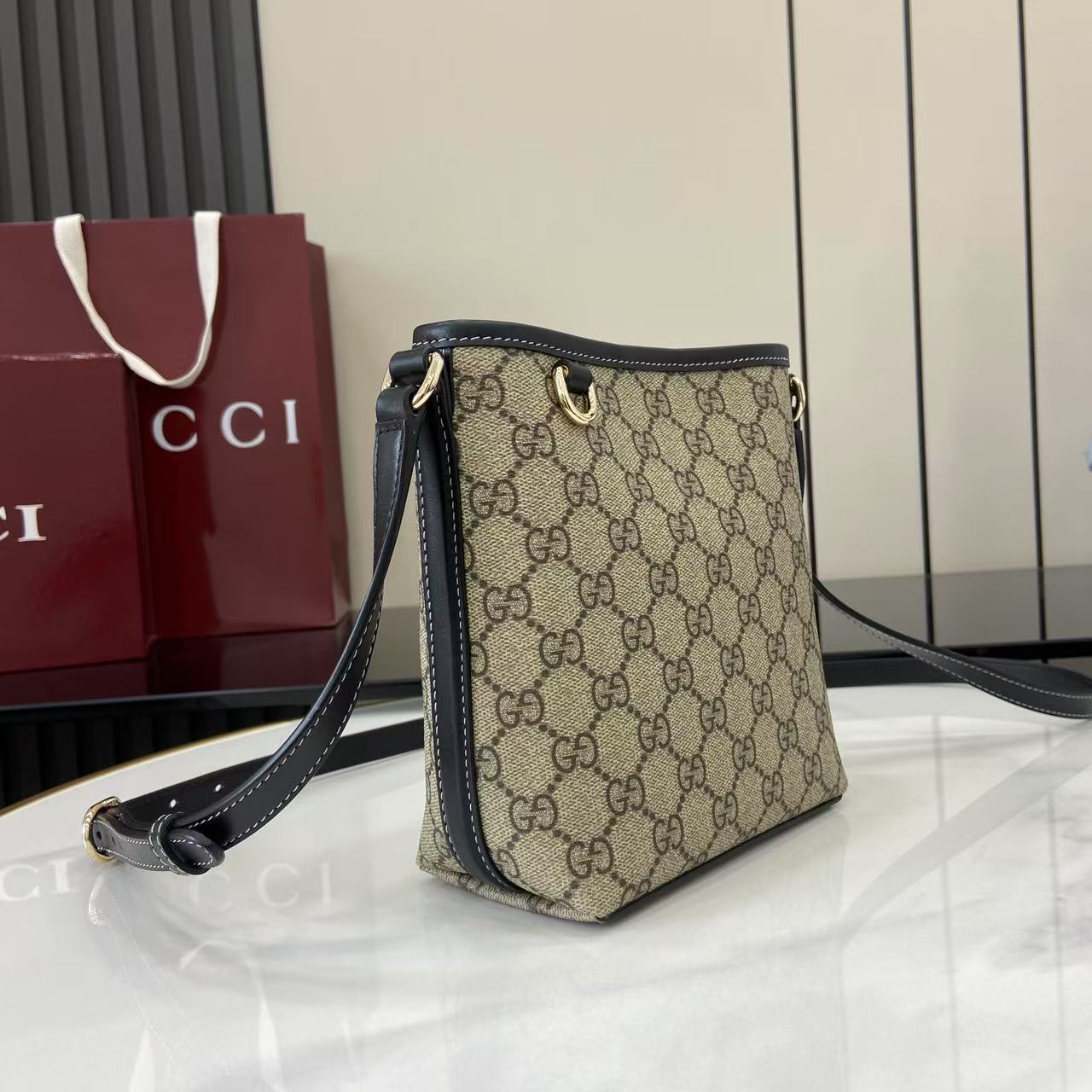 Gucci new bag-200