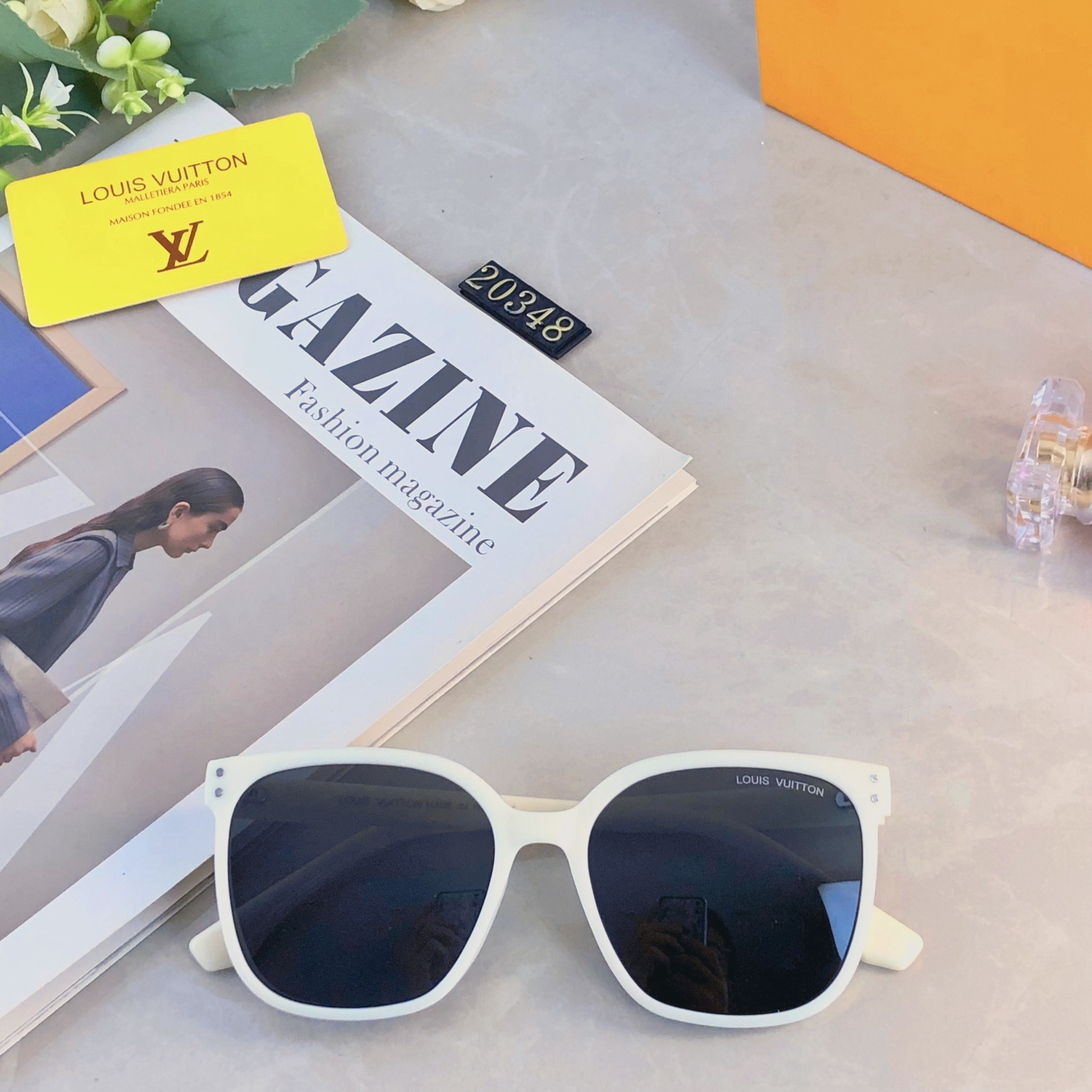 LV glasses-18