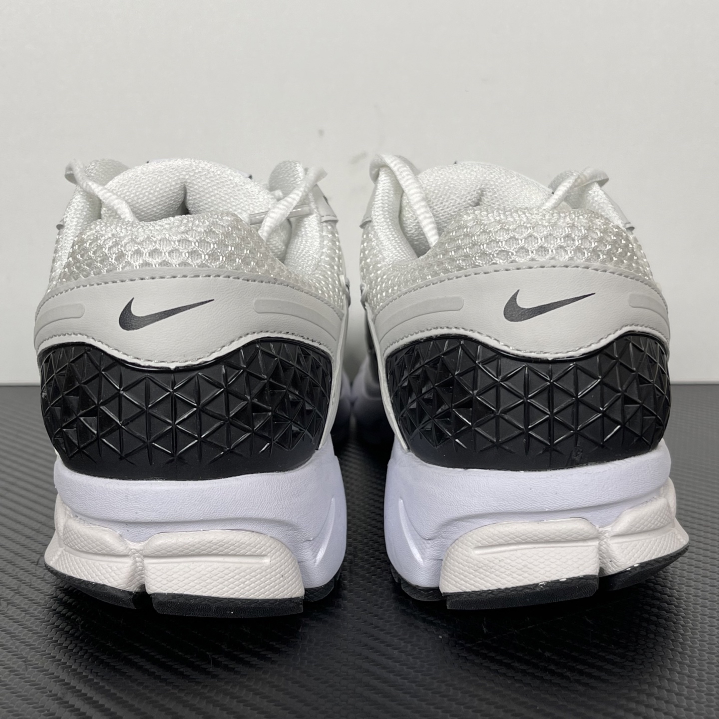 Nike Sneakers-86