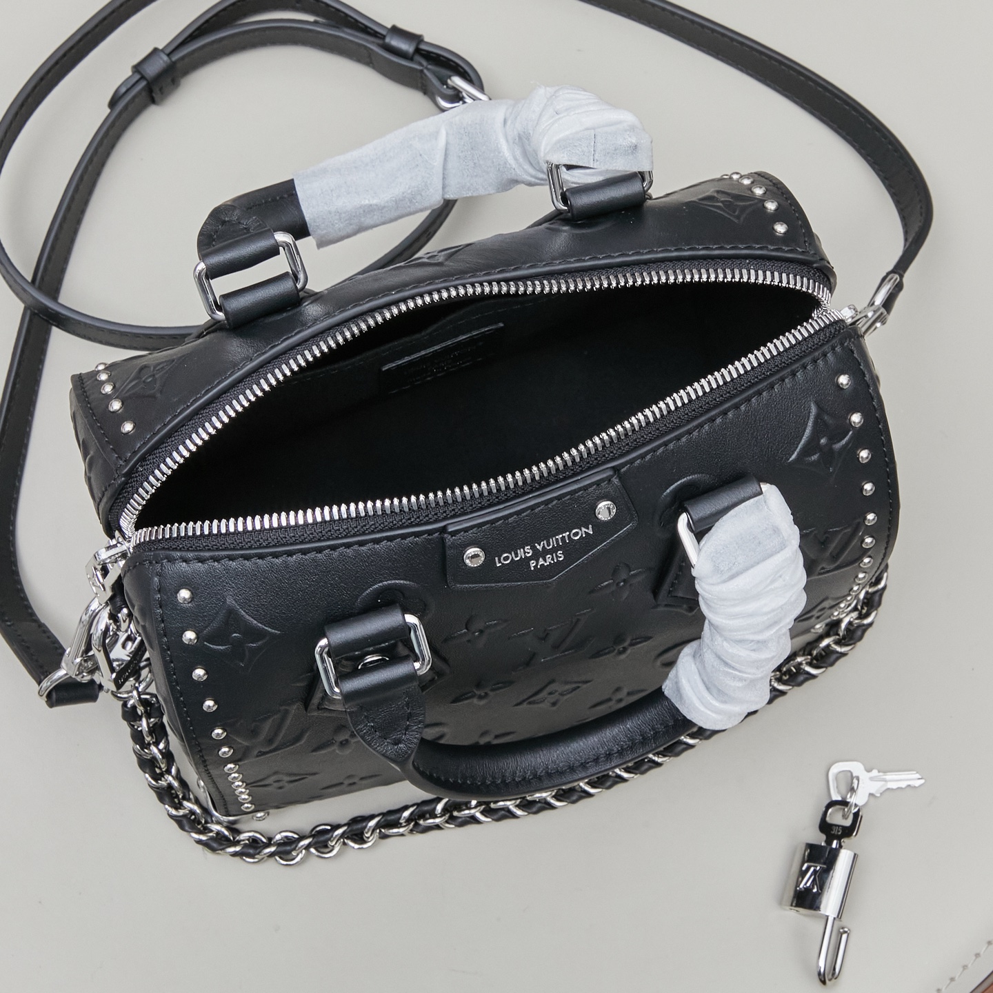 Louis Vuitton bag-193