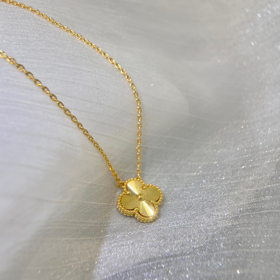 Van Cleef & Arpels necklace-141