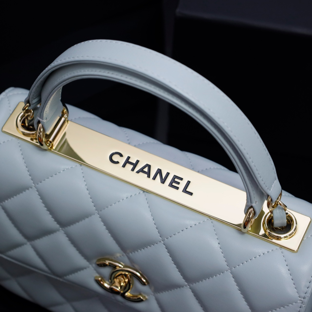 Chanel bag-90