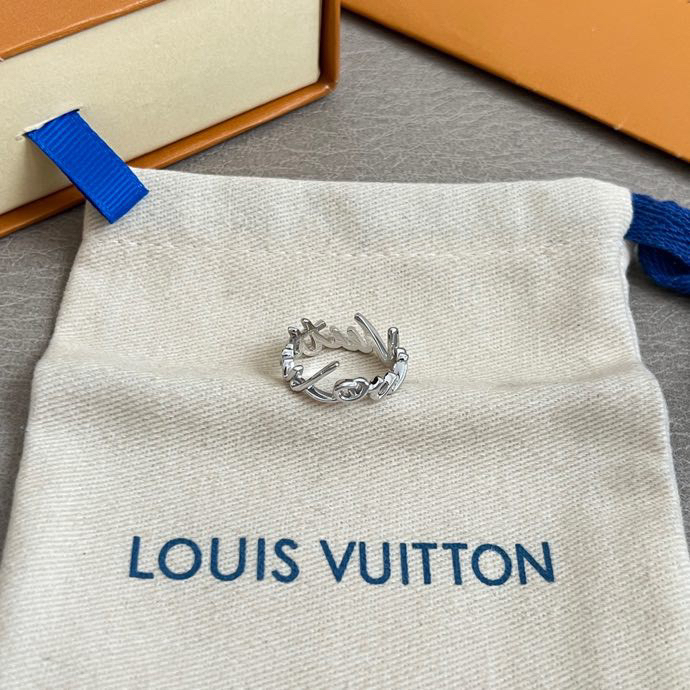 LV ring-73