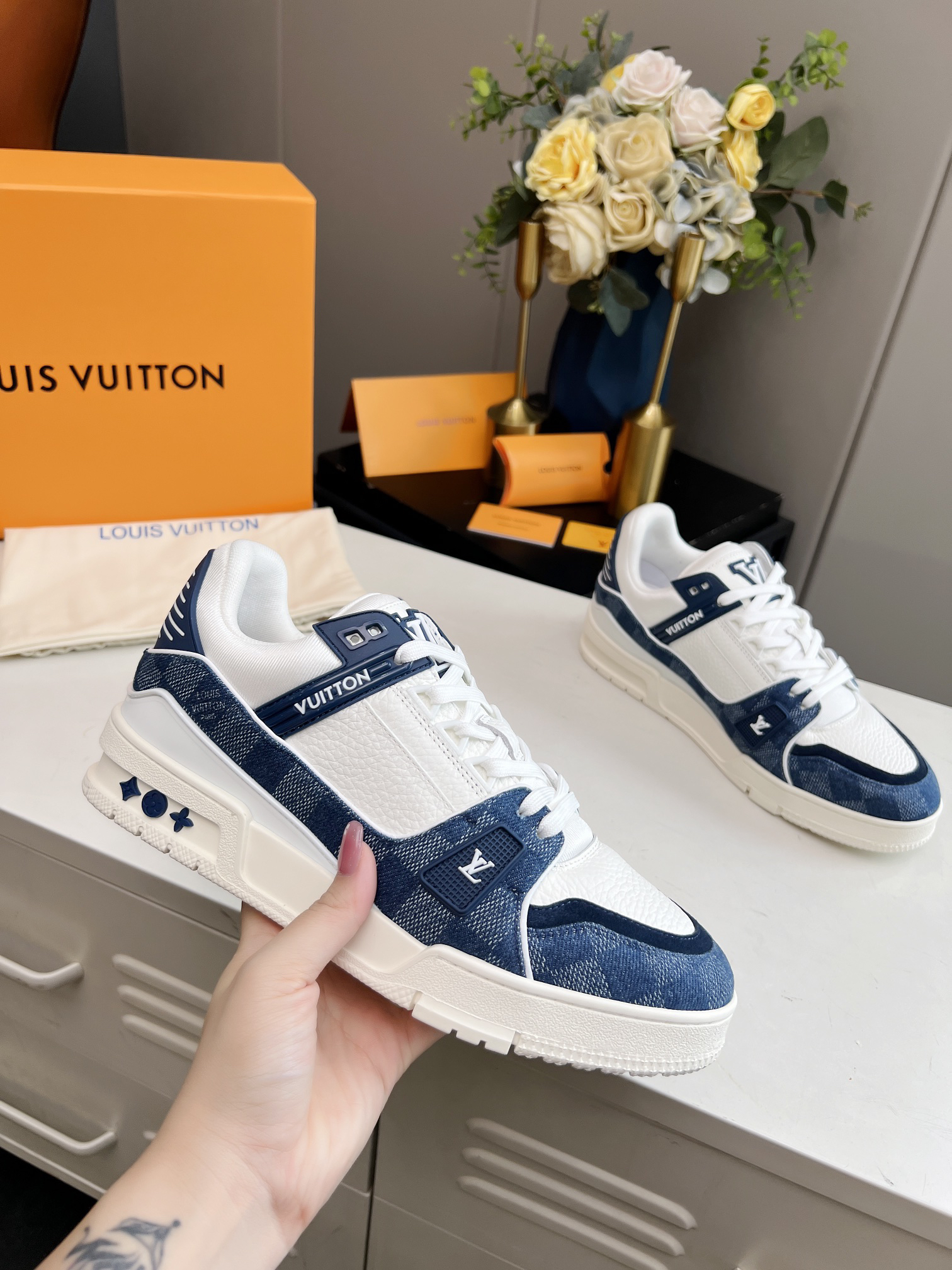 Lv Sneakers-72