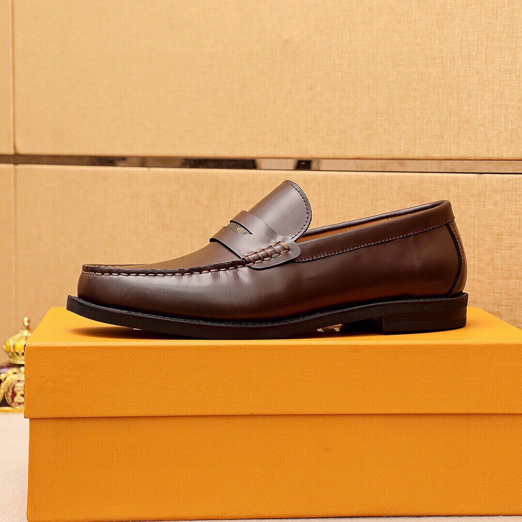 LV men's leather shoes-64