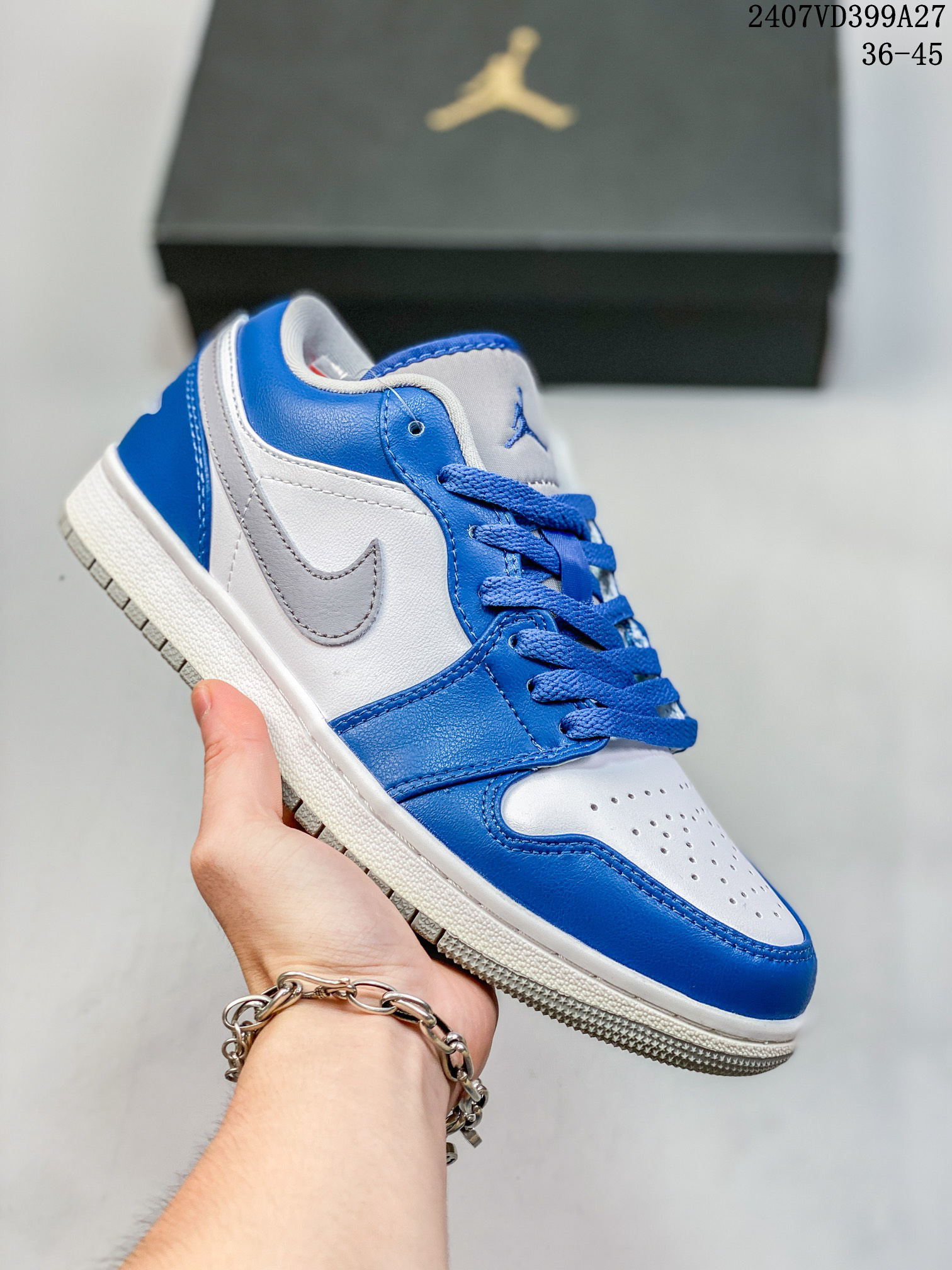 Nike Sneakers-52