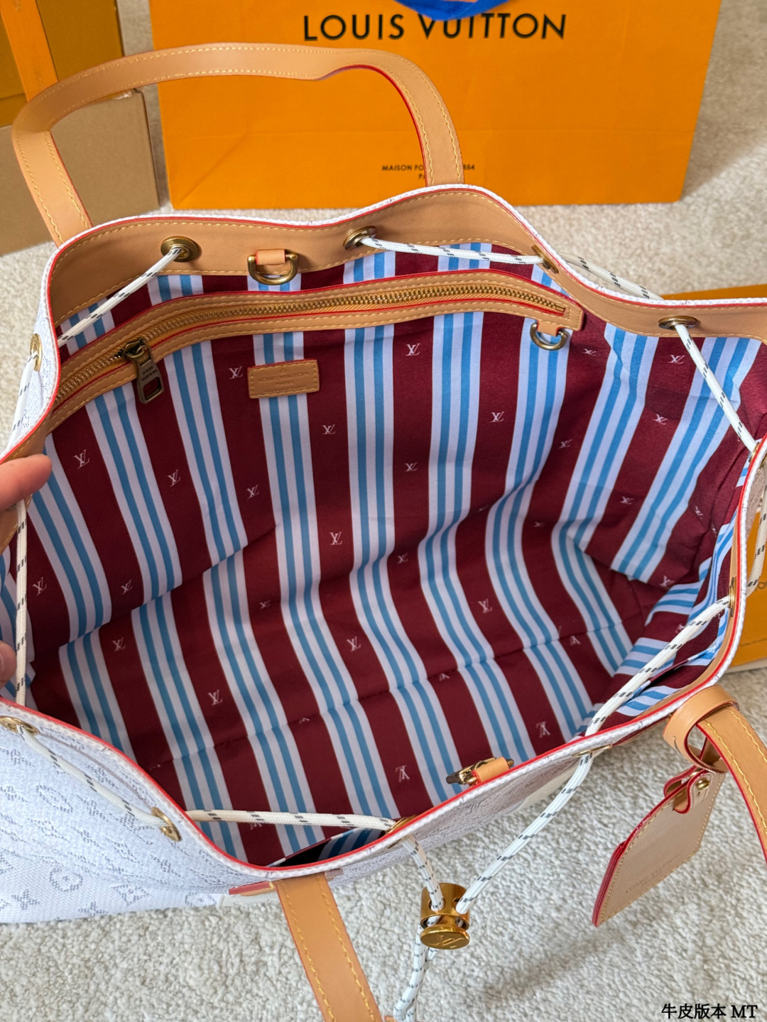 Louis Vuitton bag-177