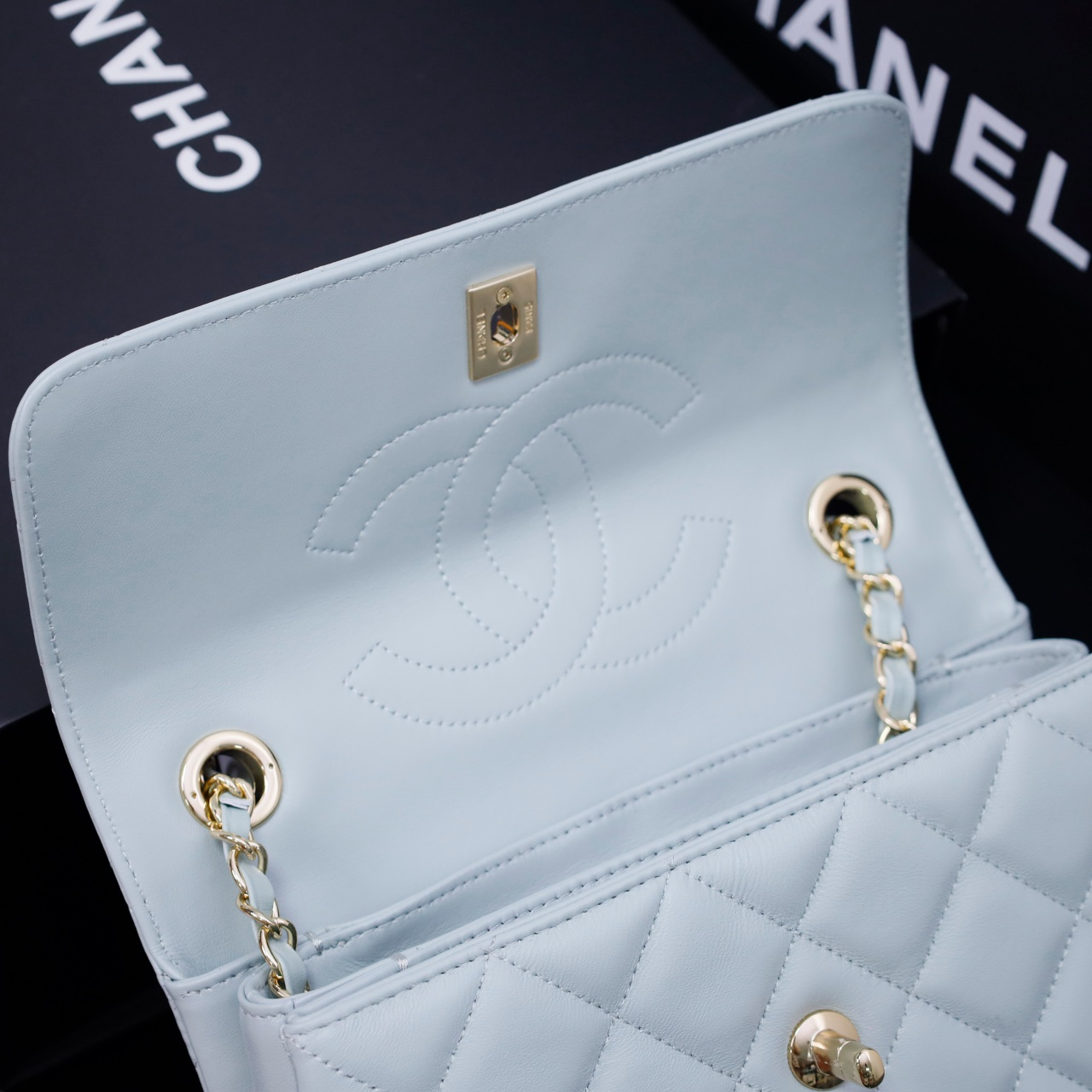 Chanel bag-90
