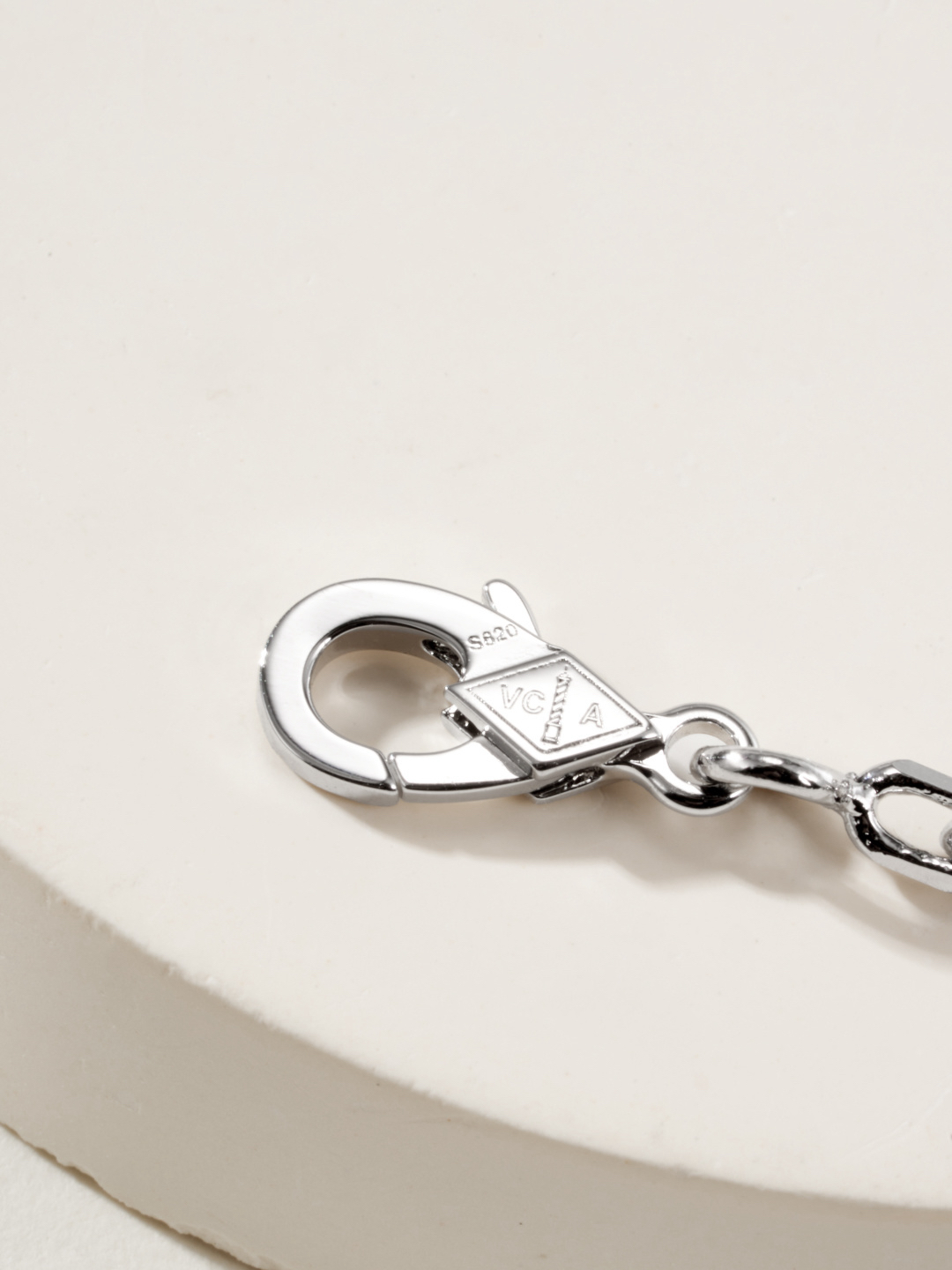 Van Cleef & Arpels Bracelet-62