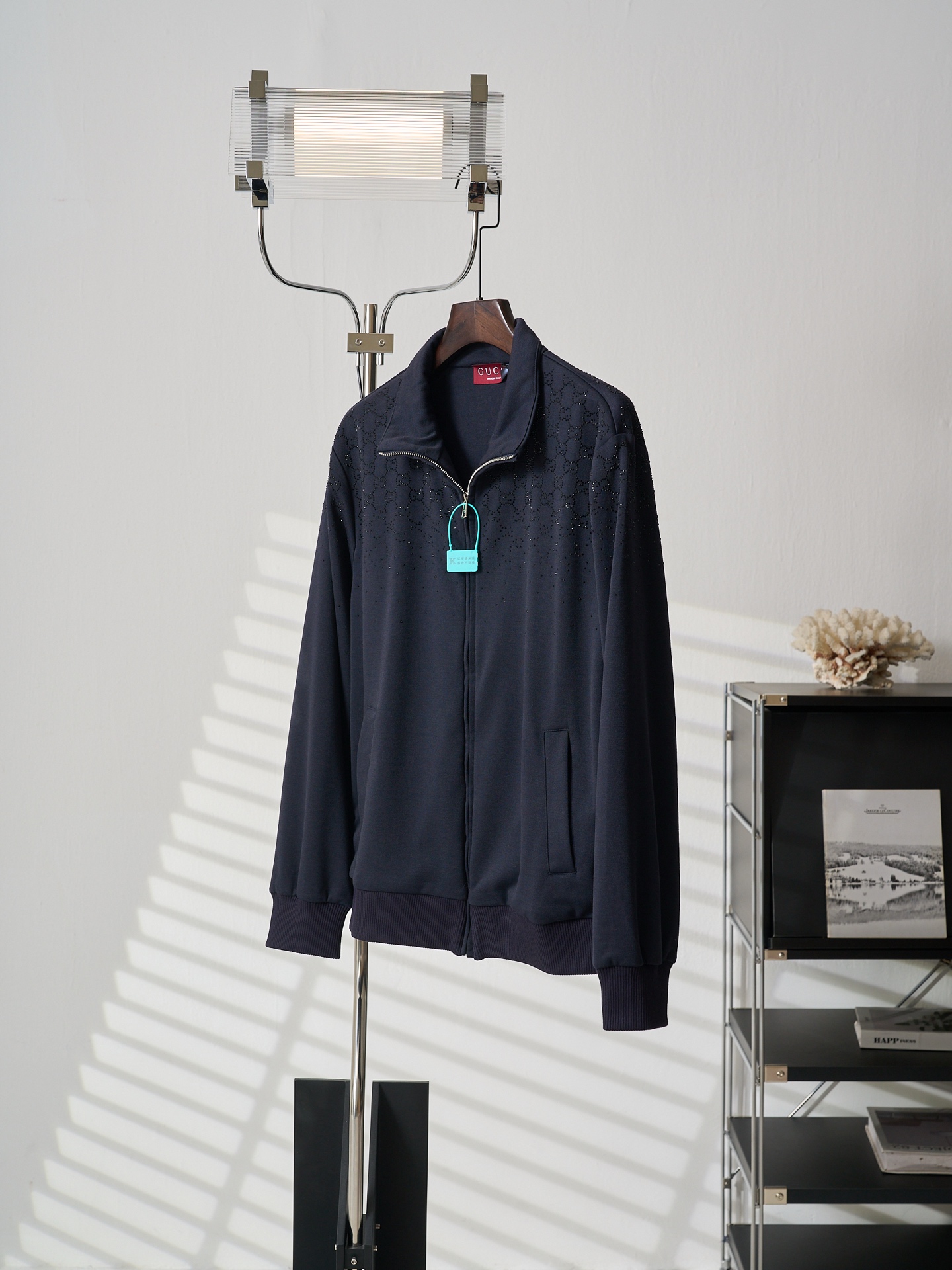 Gucci Clothing-308
