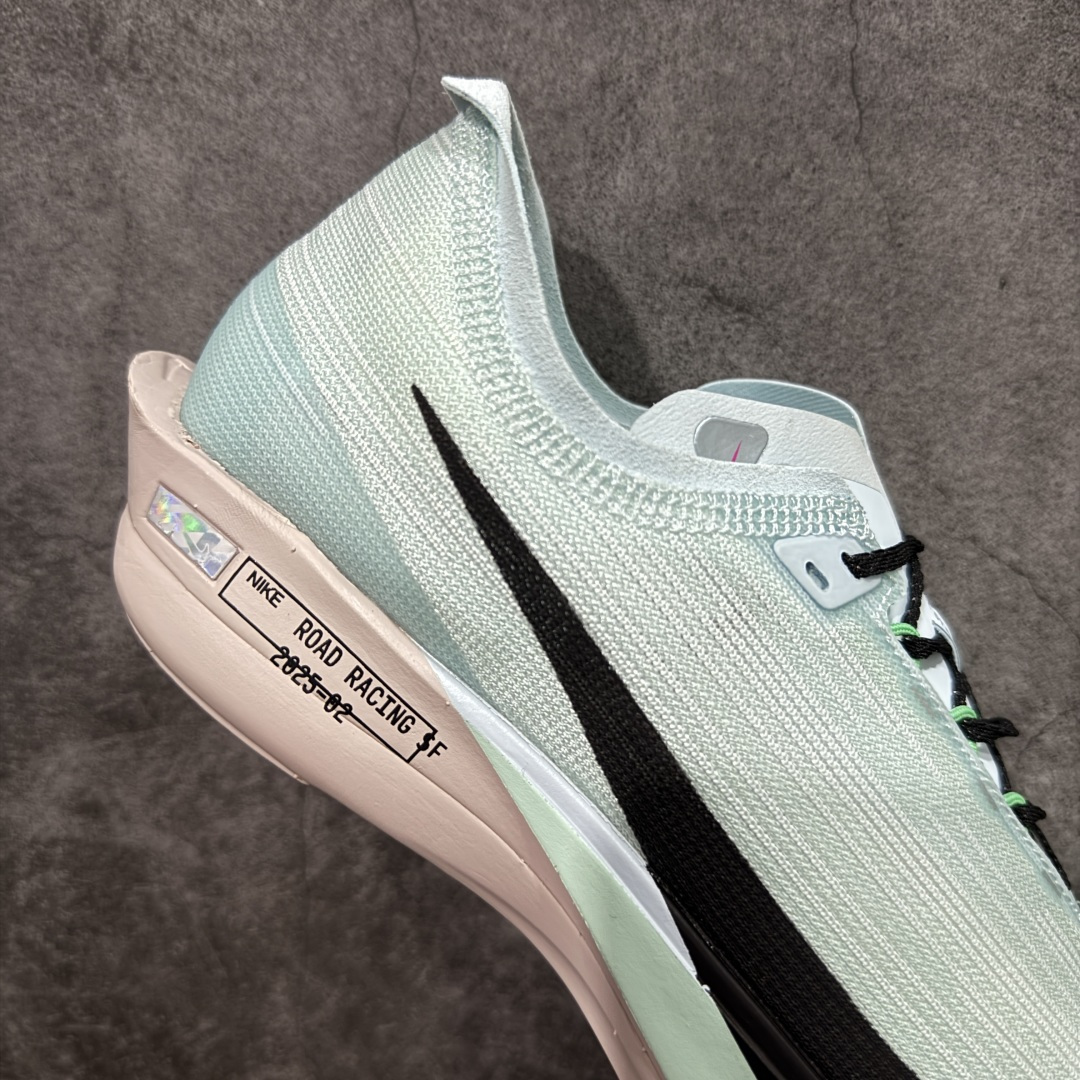 Nike Sneakers-101