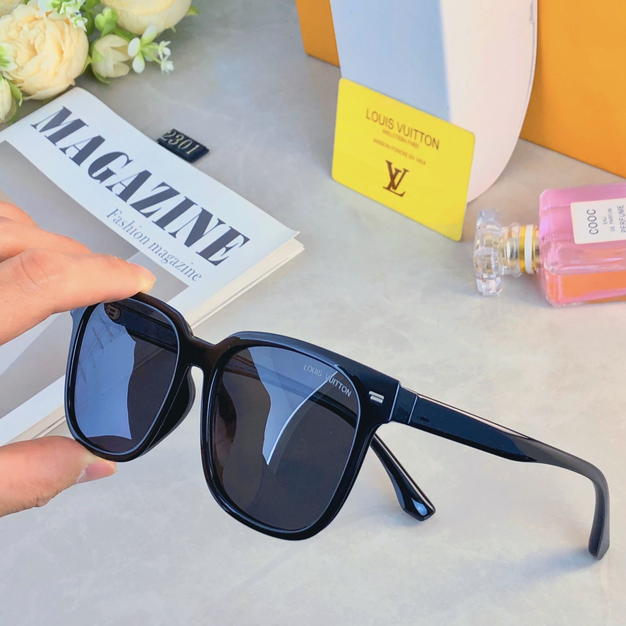 LV glasses-29