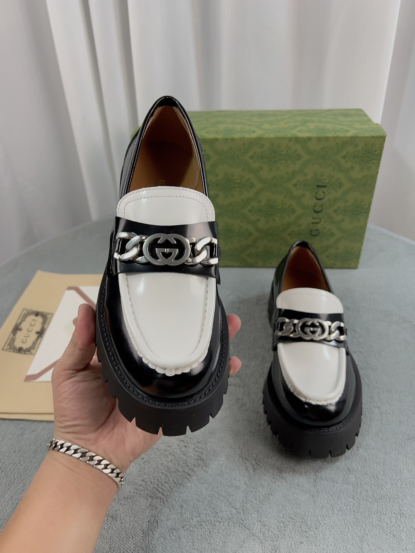 Gucci women's leather shoes-107