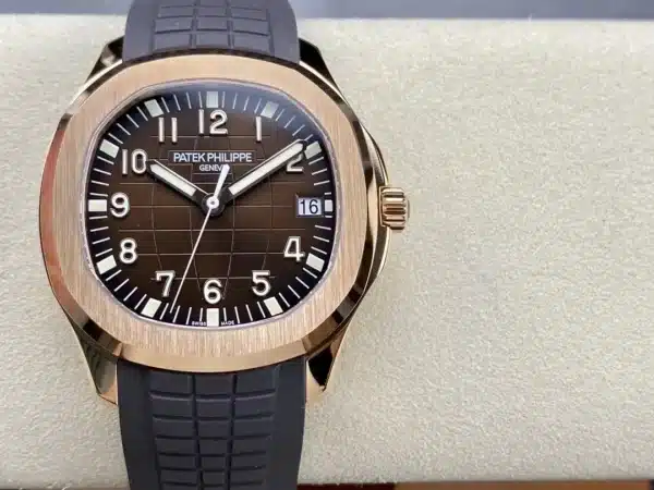 Aquanaut 5167R-001 Date, Sweep seconds 40.8 mm,Rose gold