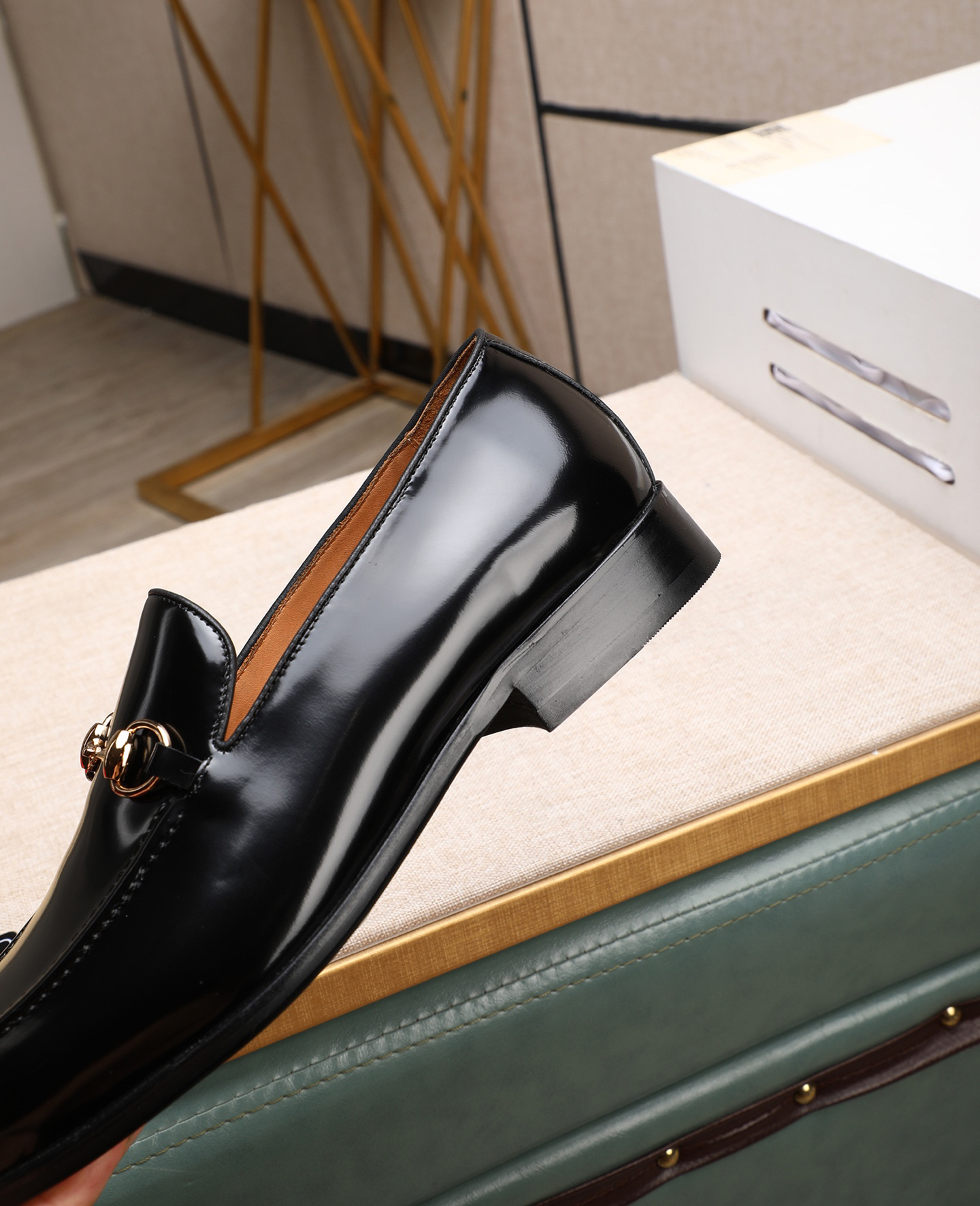 Gucci men's leather shoes-16