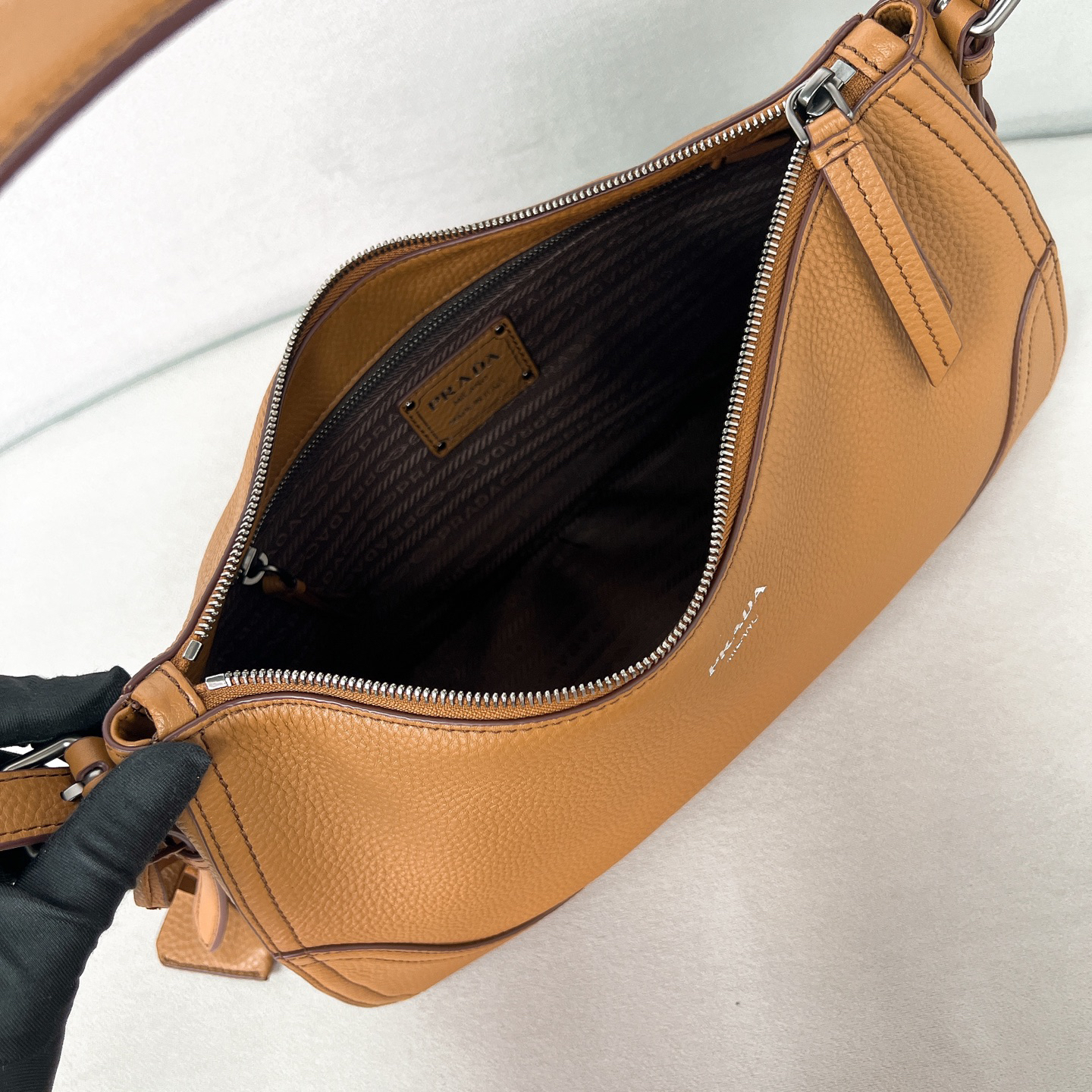 Prada bag-181
