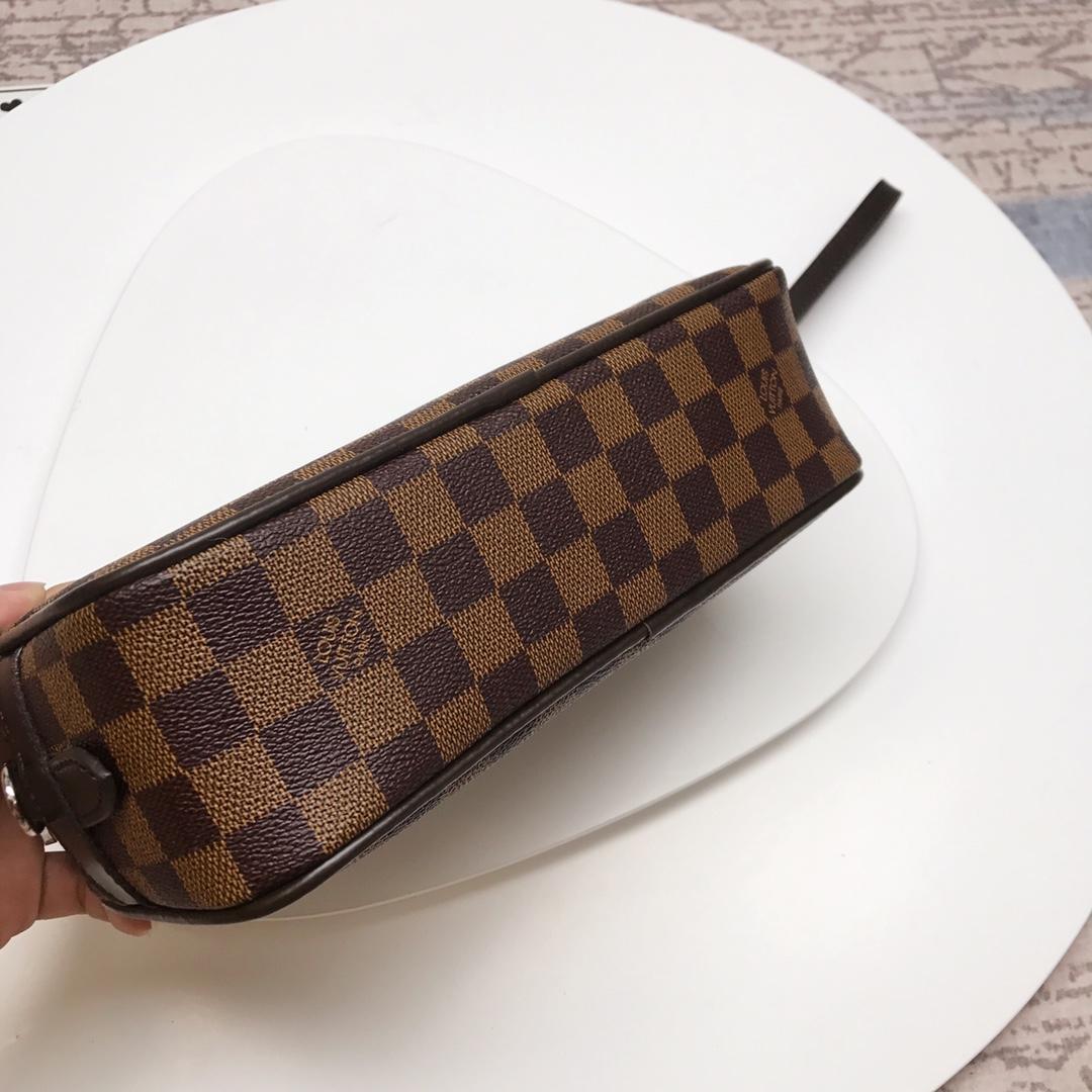 Louis Vuitton M47543 Men Clutch Bag Damier Ebene Canvas