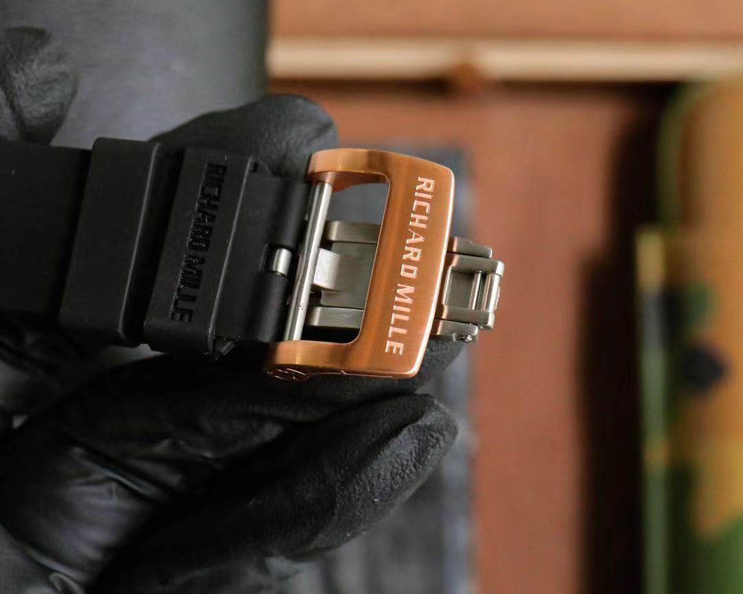 Watch 25