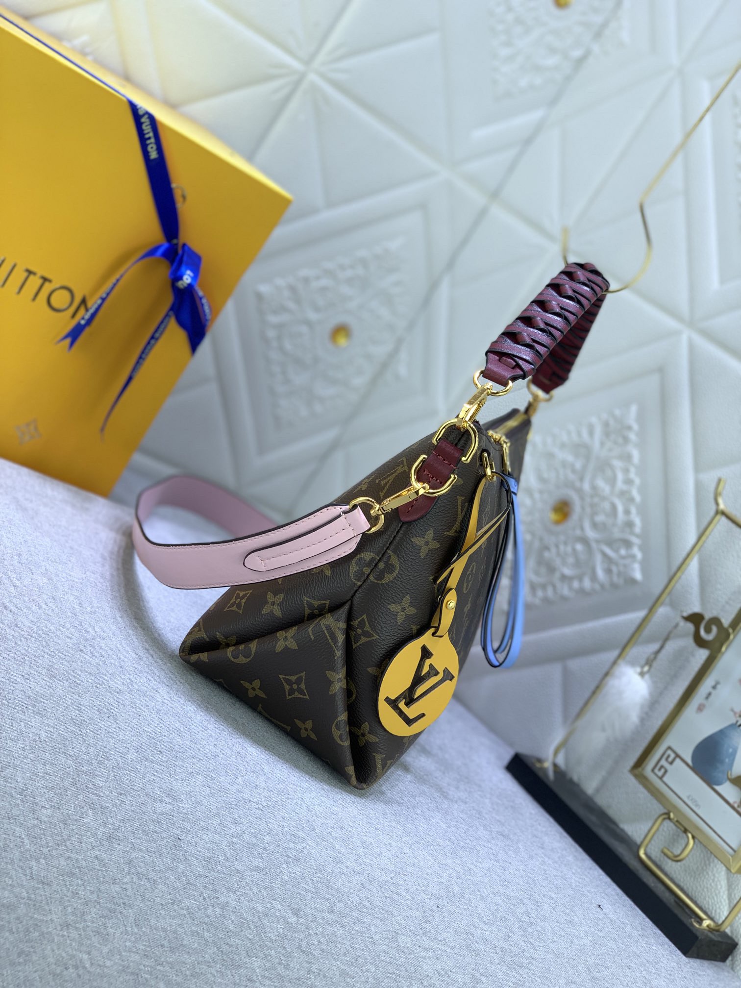 Louis Vuitton BEAUBOURG HOBO Mini