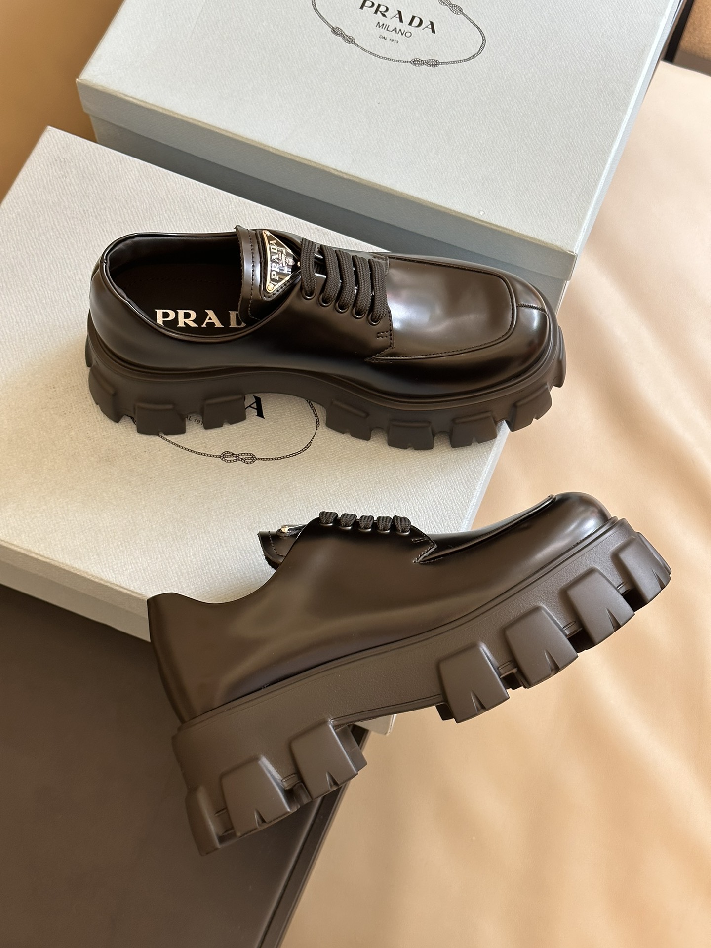 Prada women's leather shoes-32