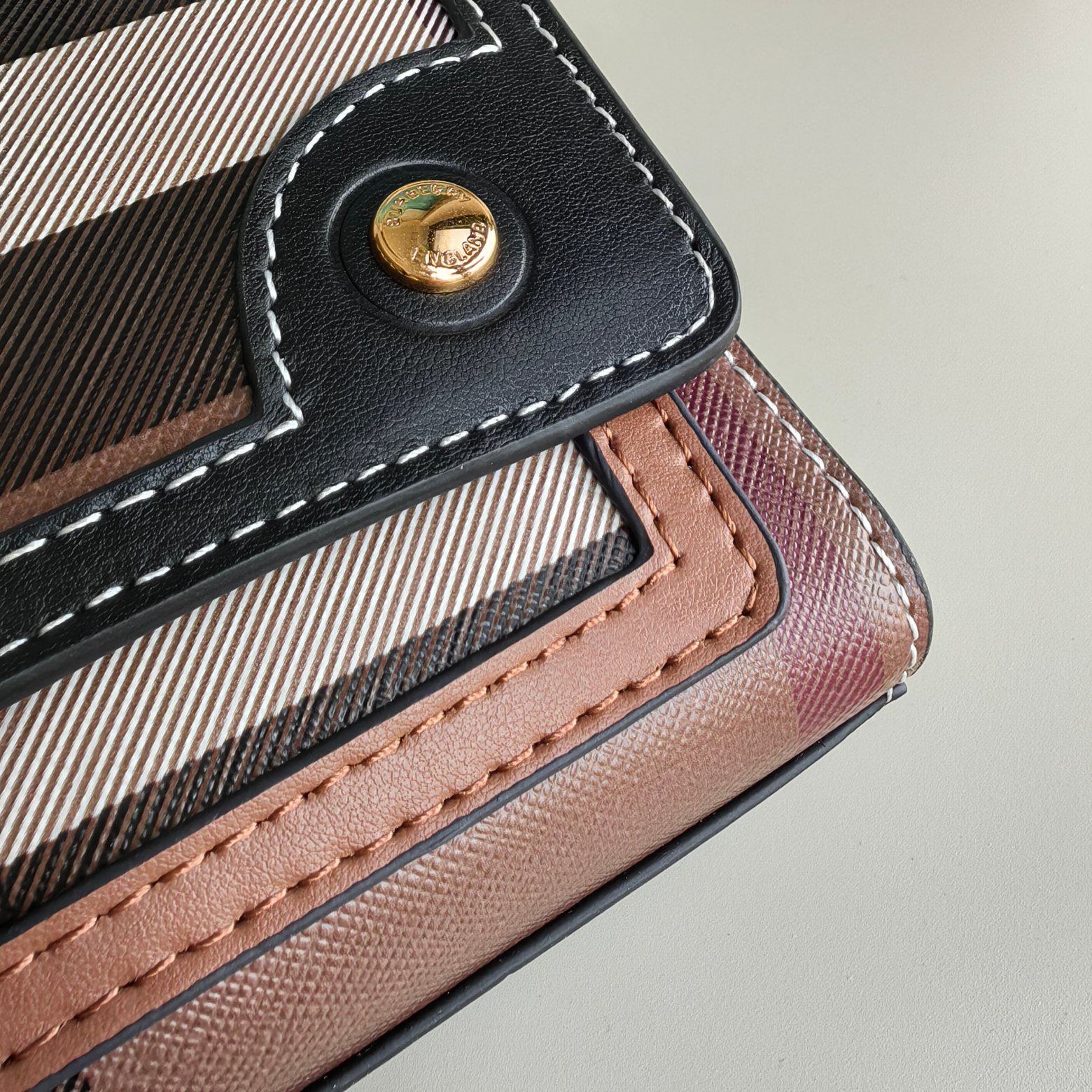 Burberry bag-112