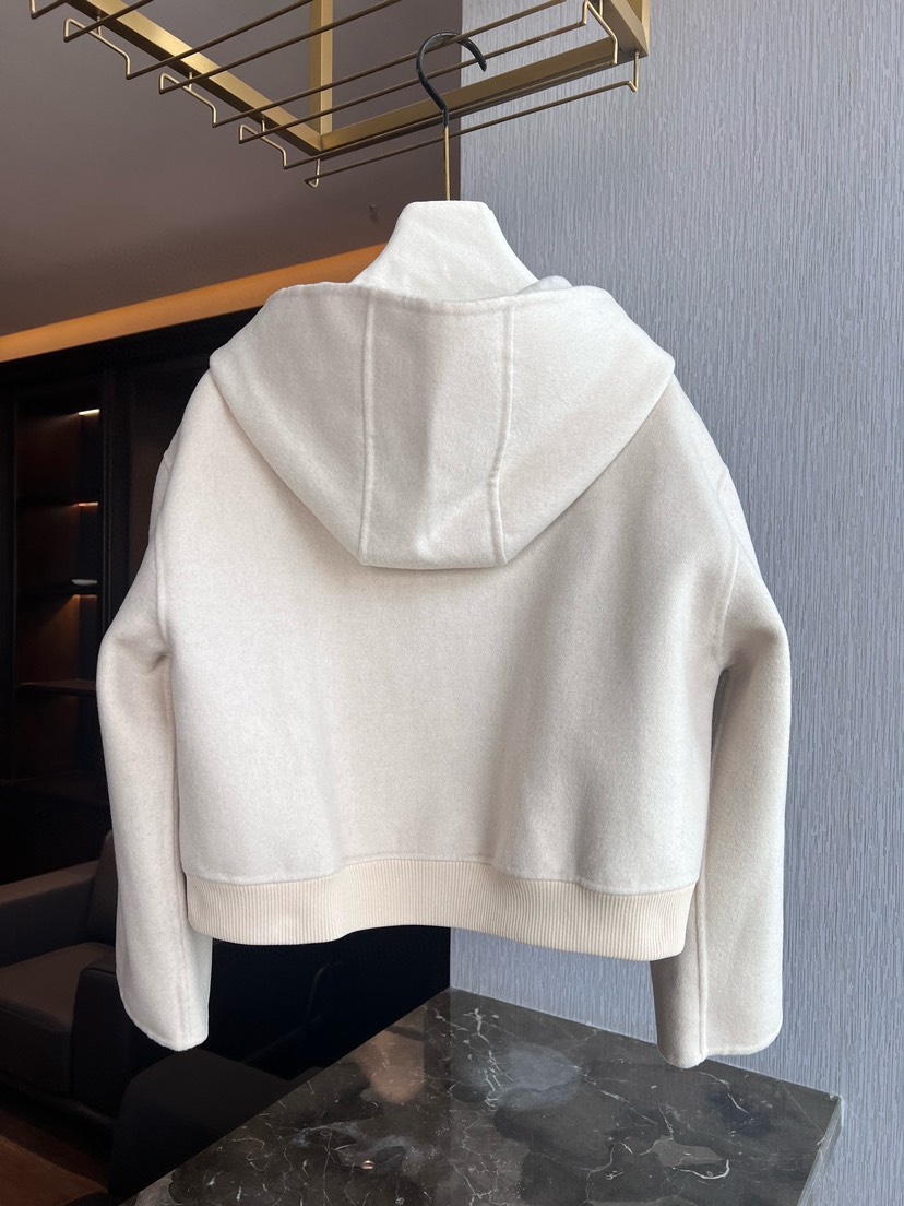 Hermes Clothing-317