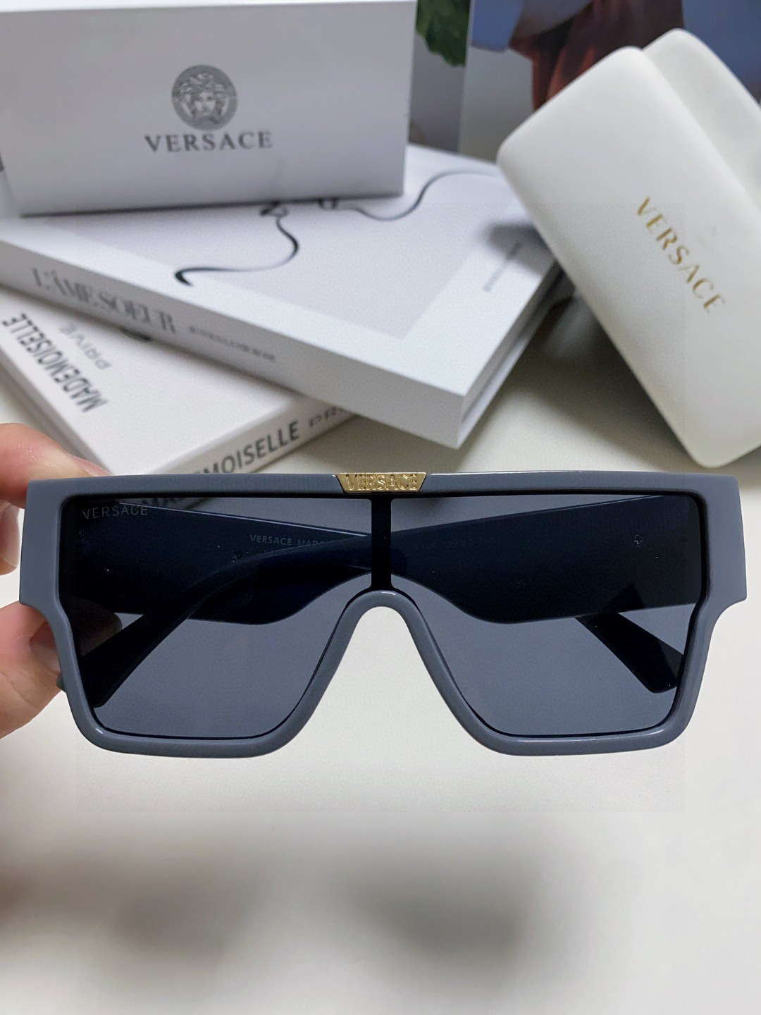Versace glasses-12