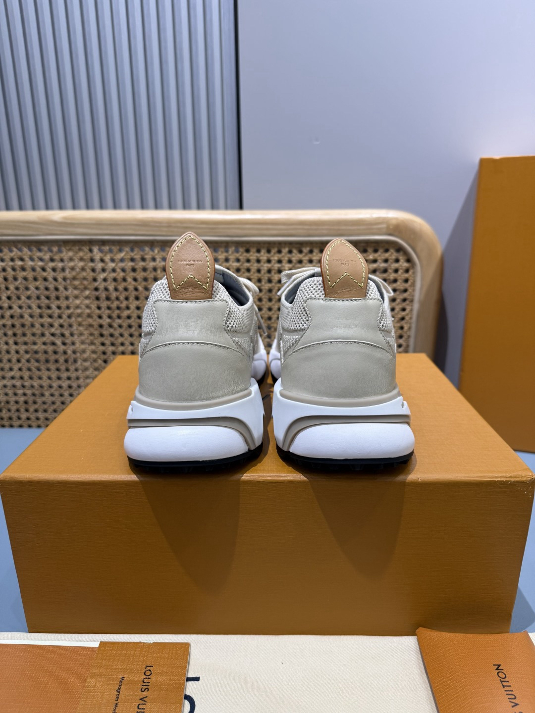 Lv Sneakers-188