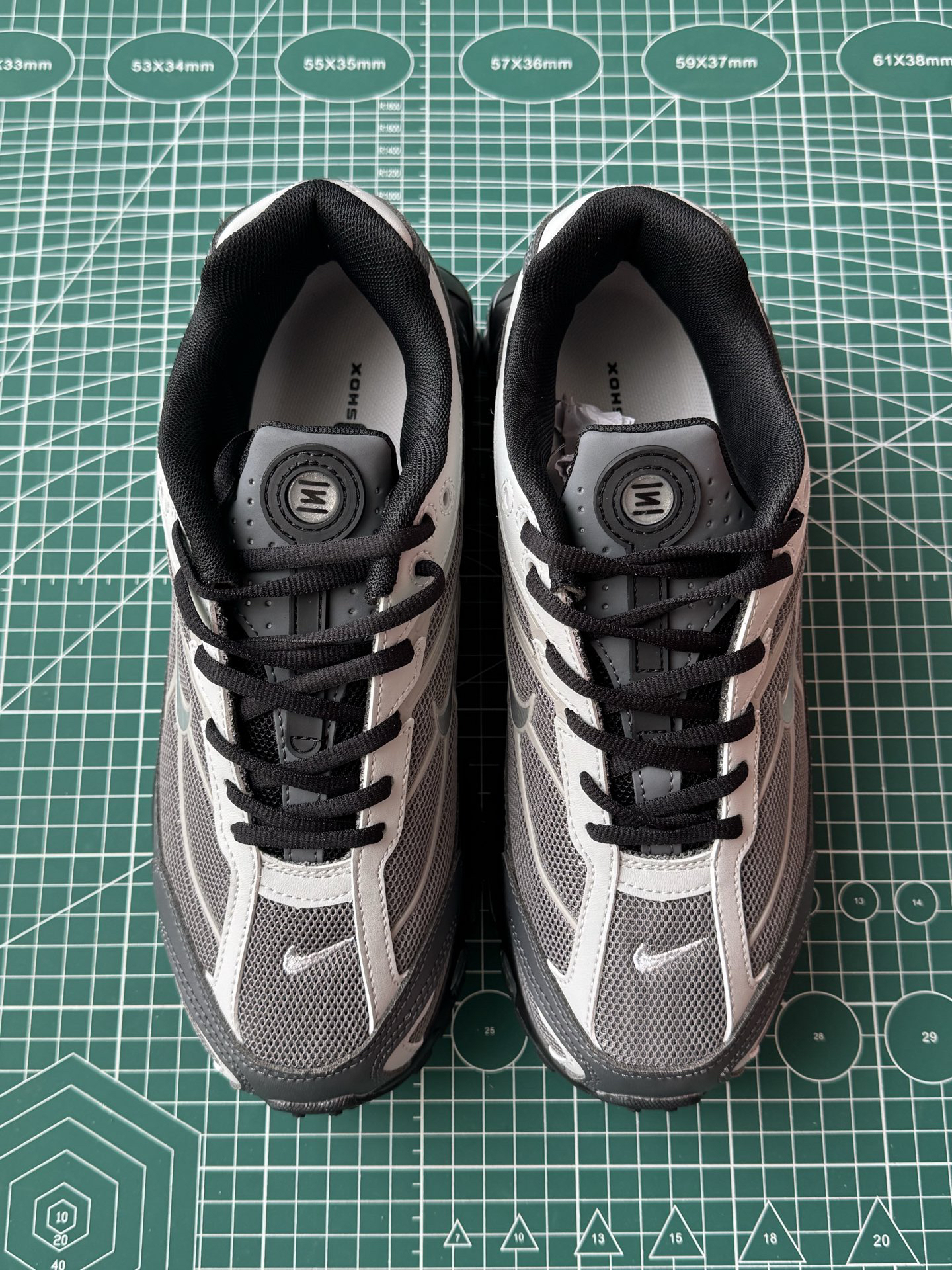 Nike Sneakers-96