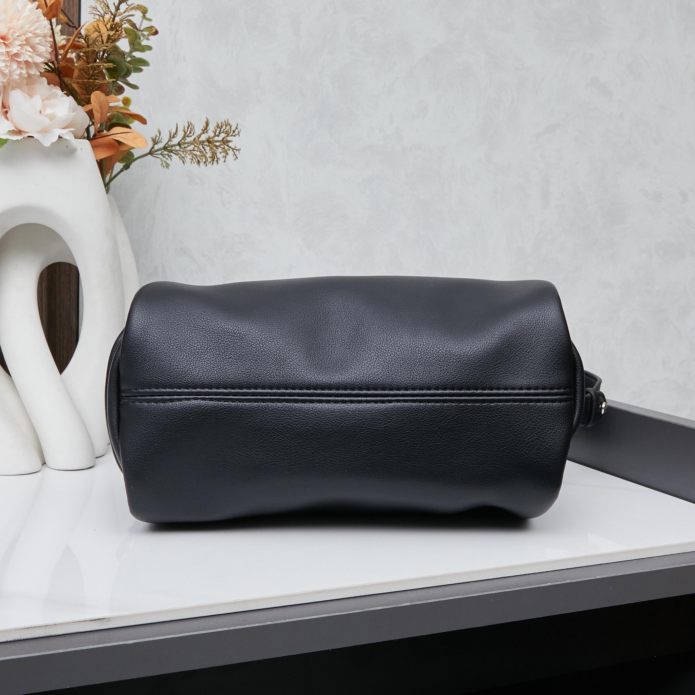 Prada bag-92