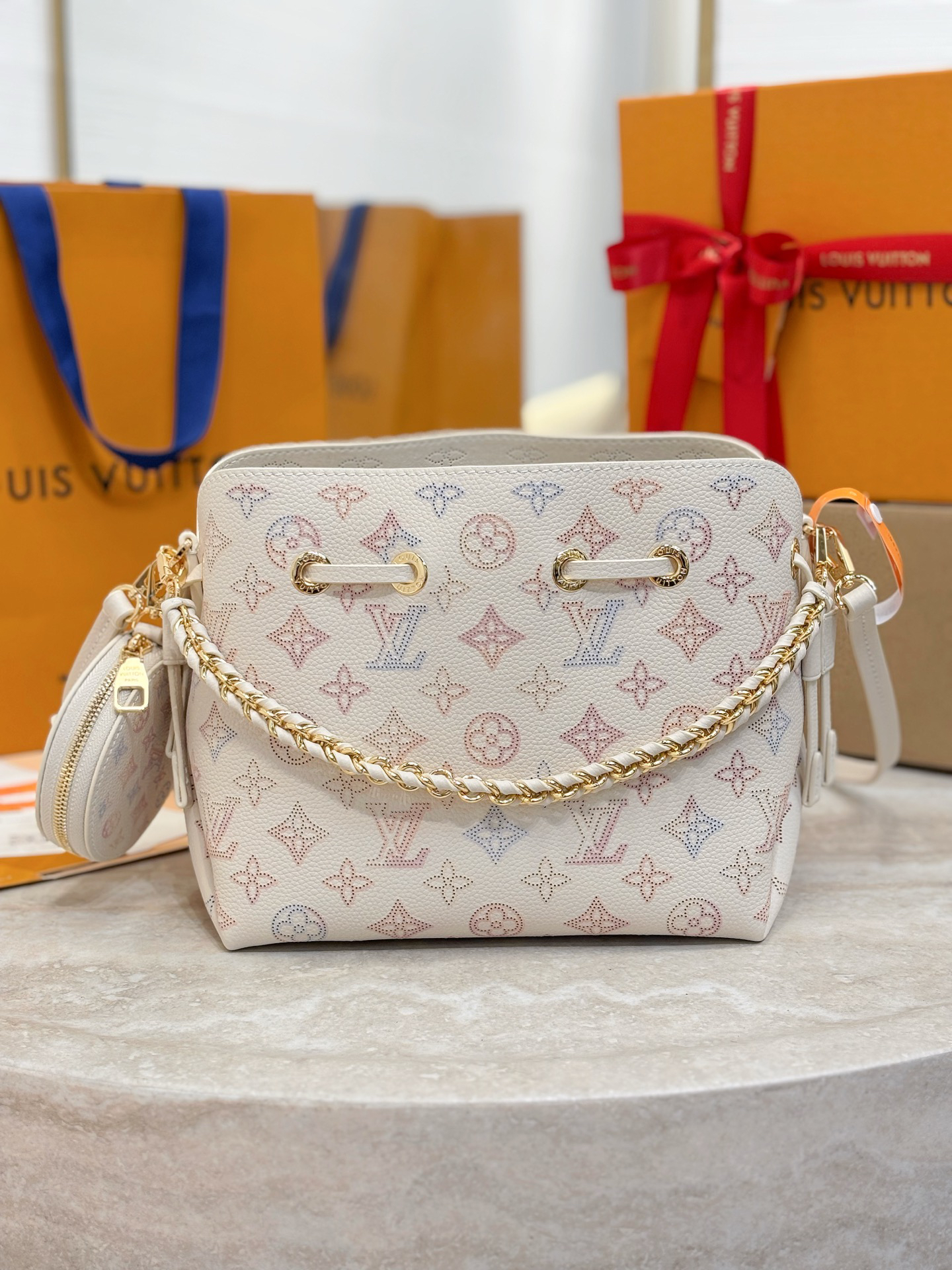 Louis Vuitton bag-178