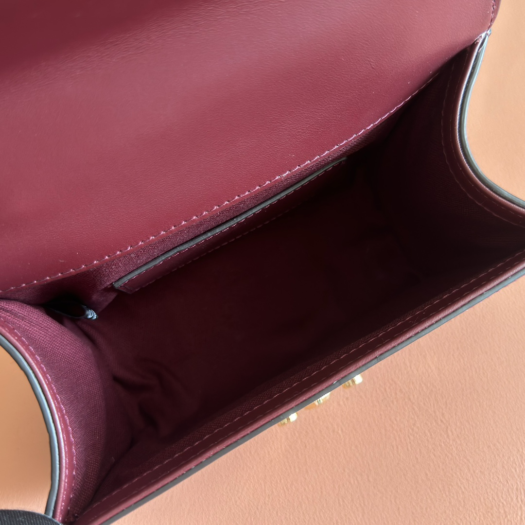 Gucci new bag-118