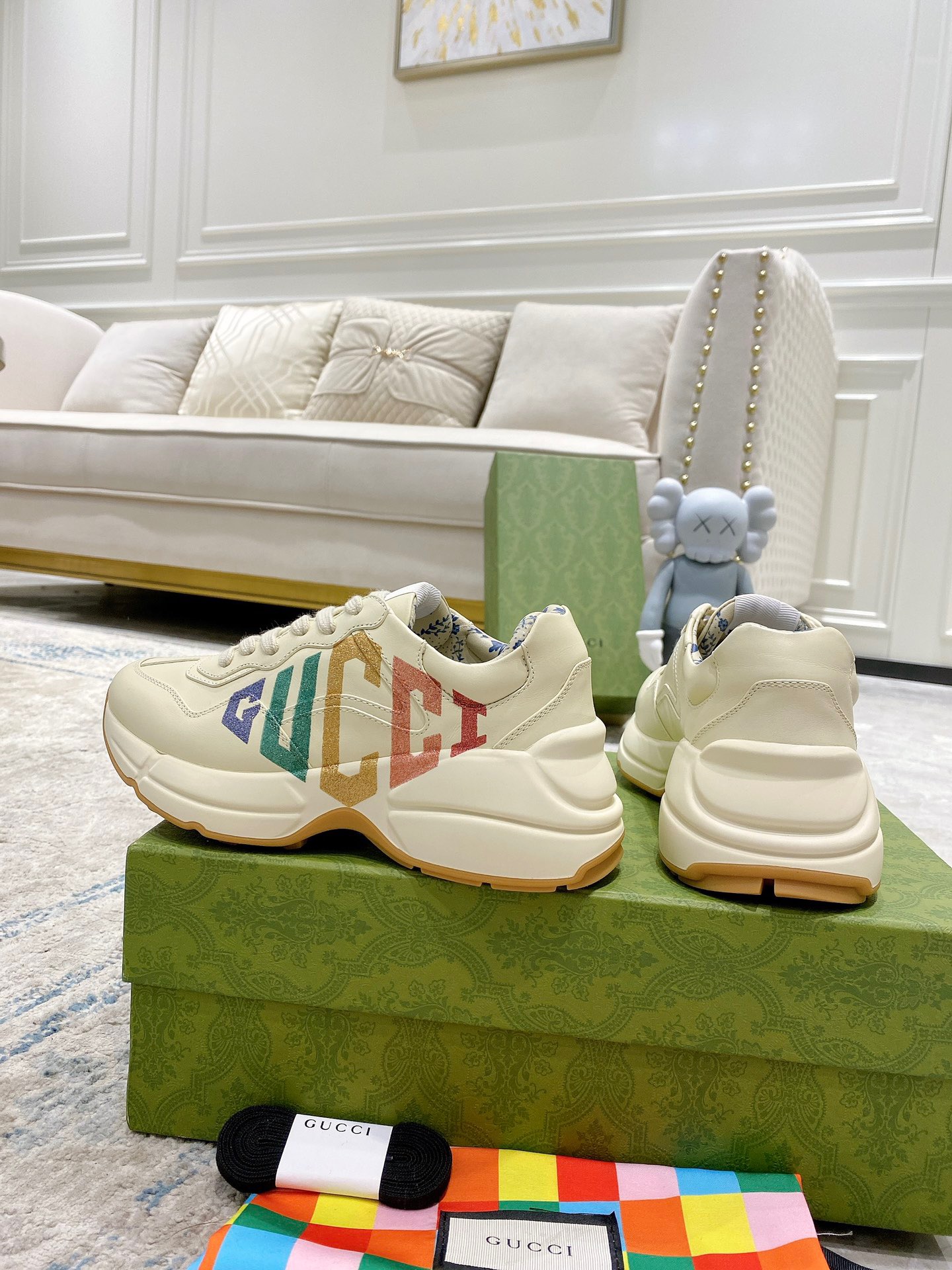 Gucci Sneakers-200