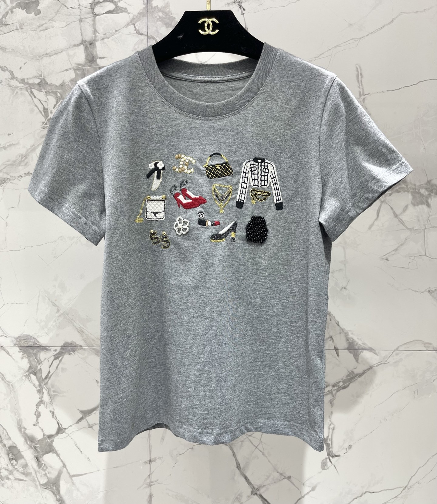 Chanel clothing-137