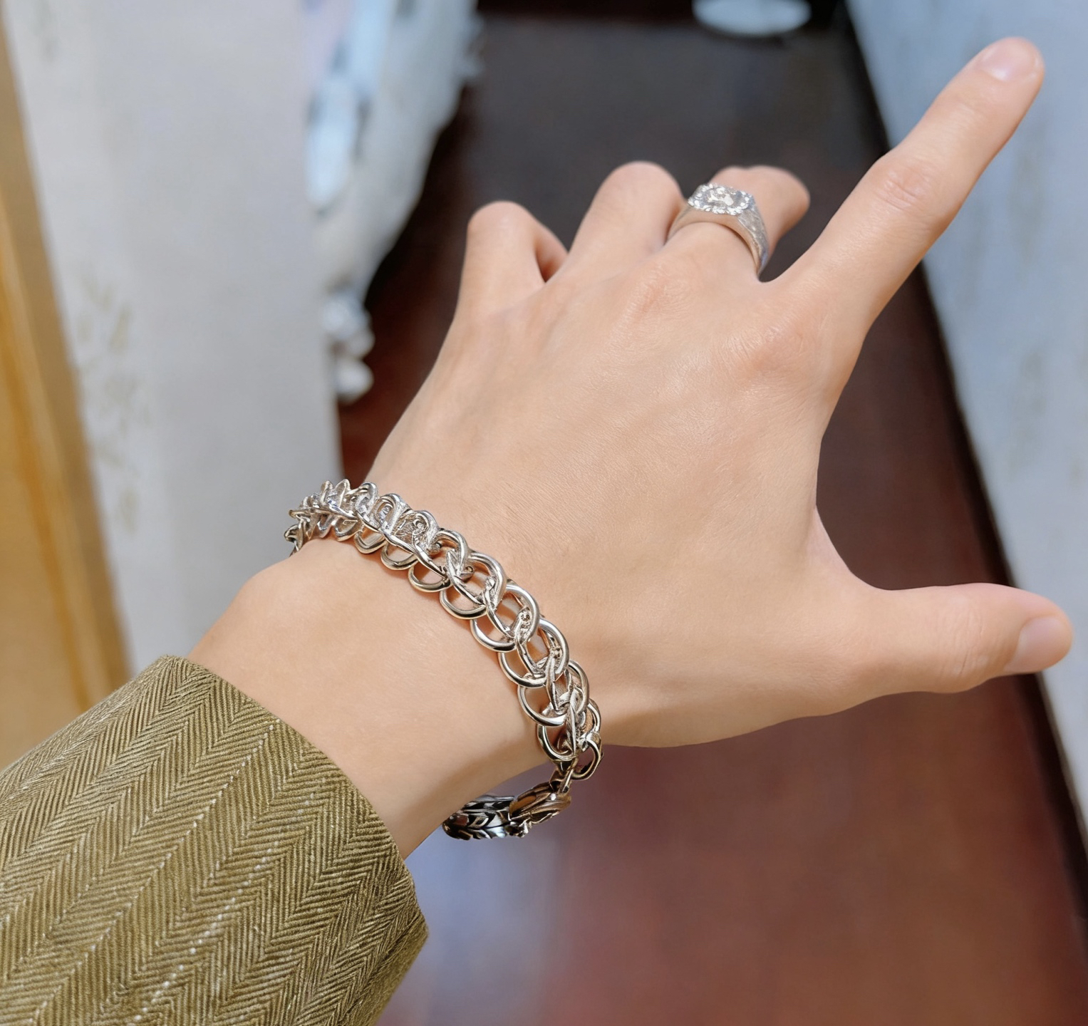 Gucci Bracelet-37