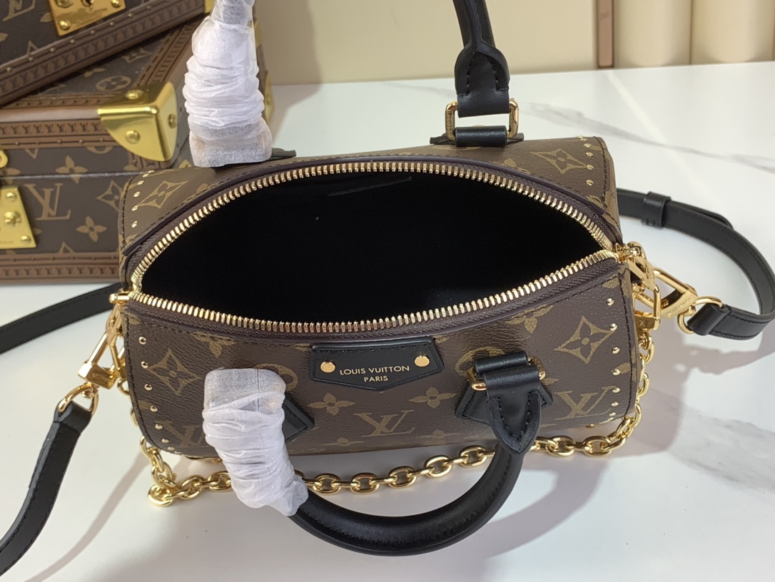 Louis Vuitton bag-57