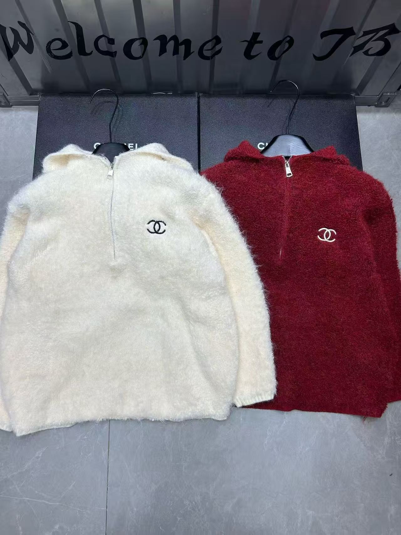 Chanel clothing-120