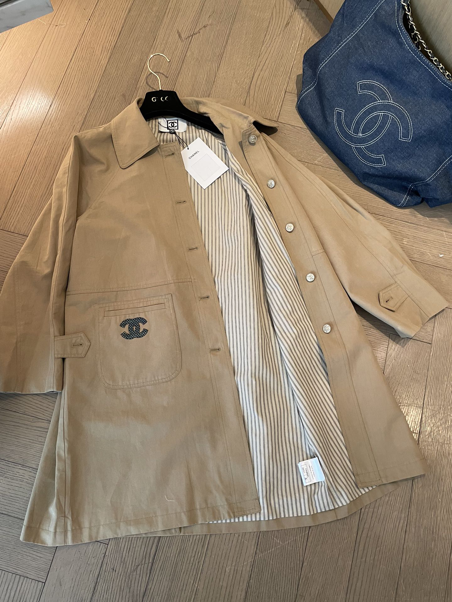 Chanel Clothing-225
