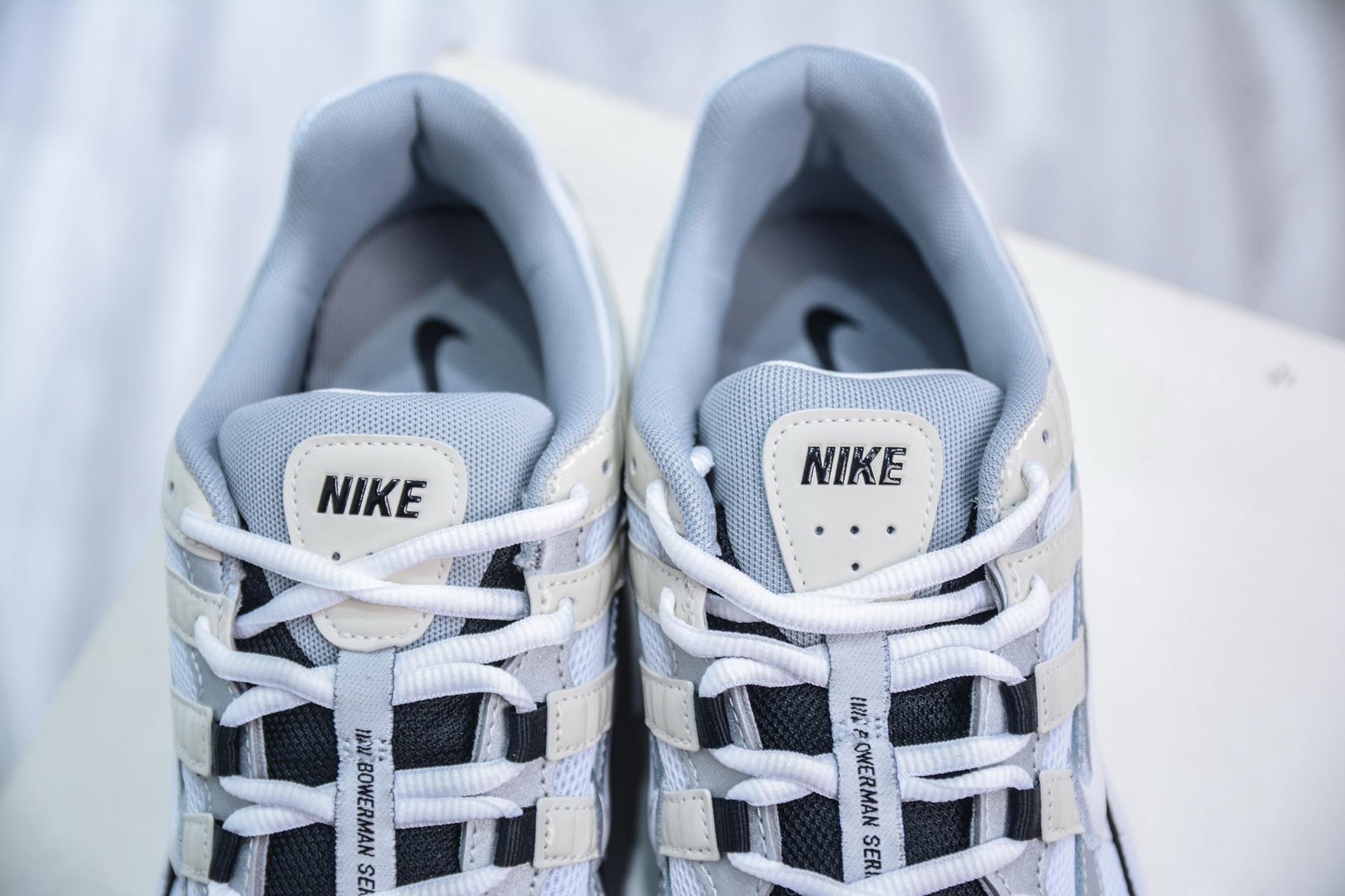 Nike Sneakers-346