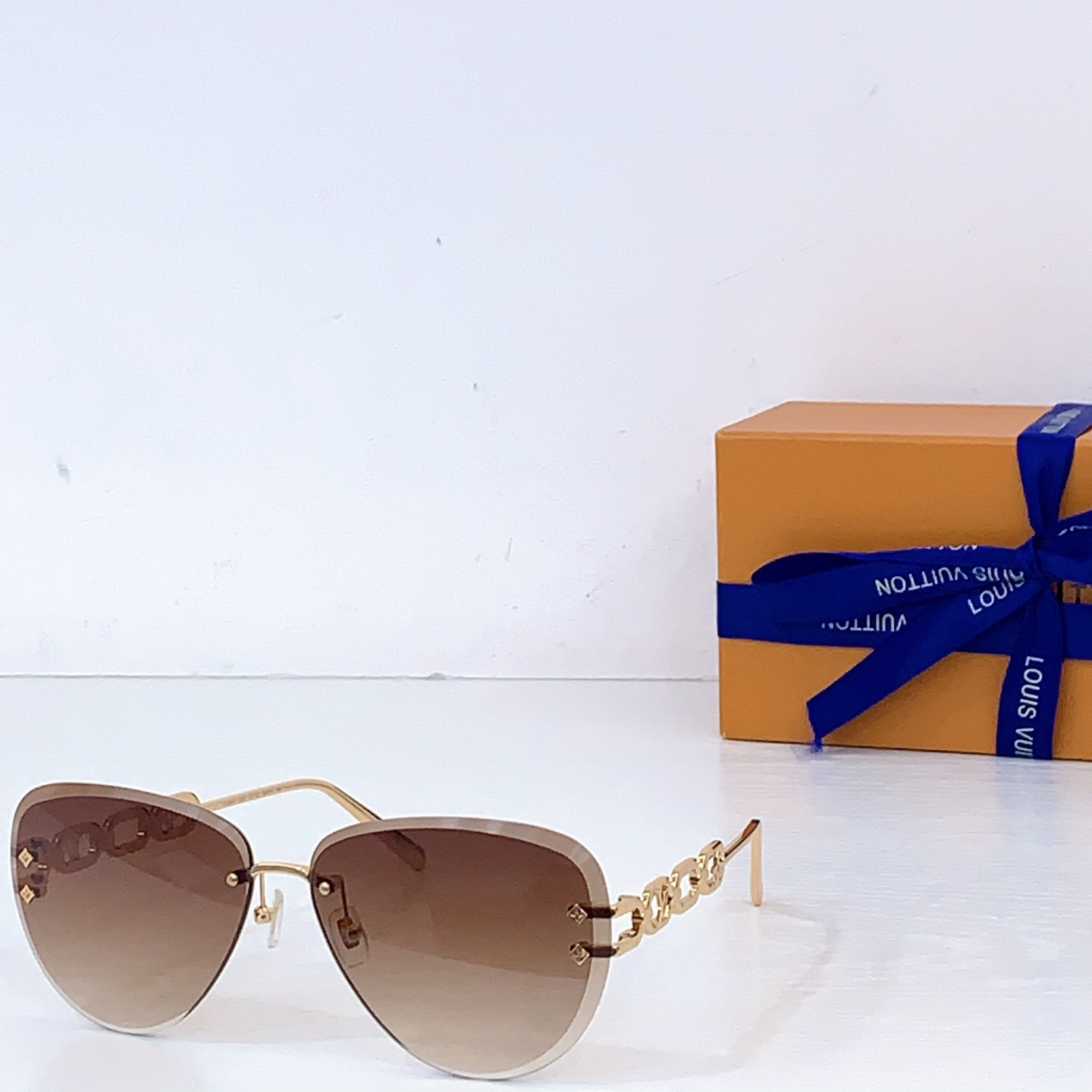 LV glasses-45