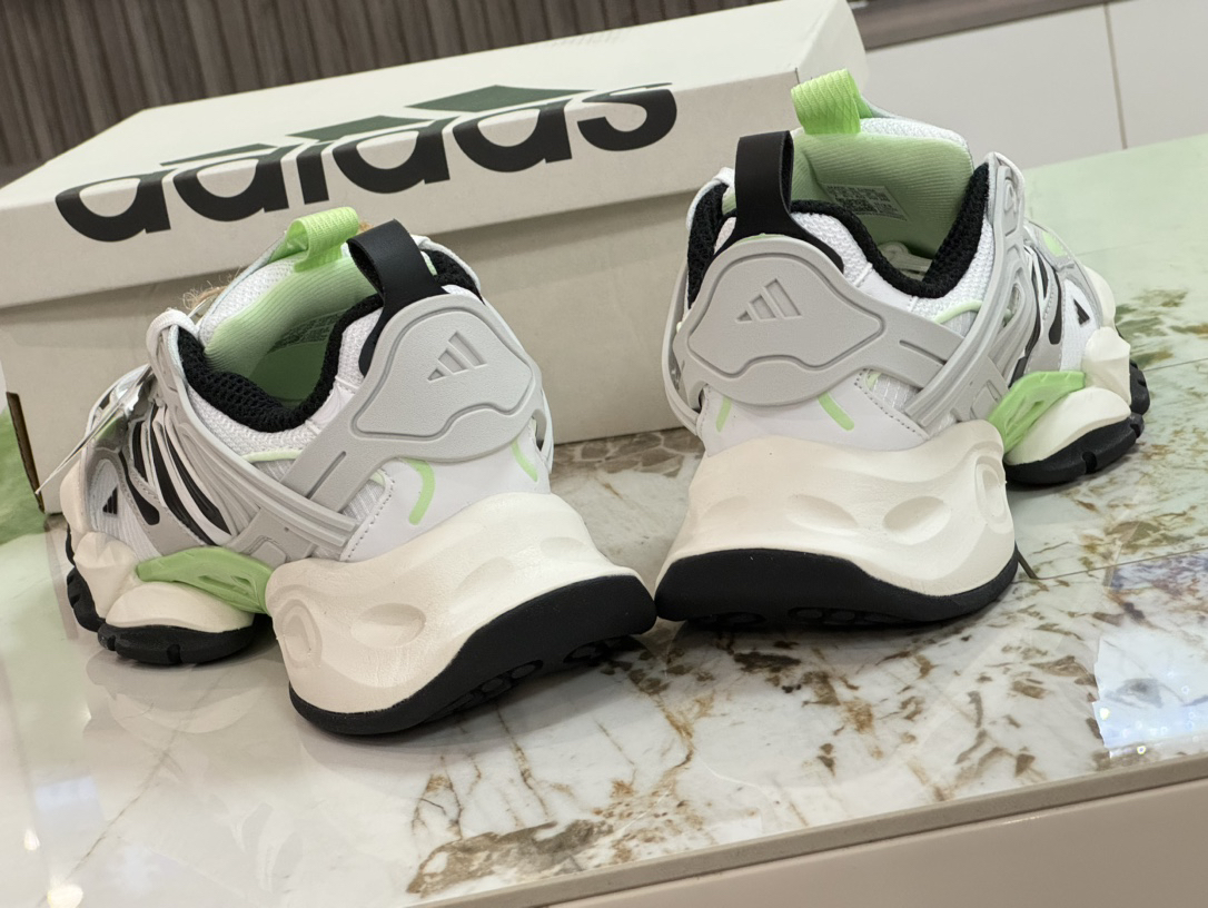 Adidas Sneakers-131
