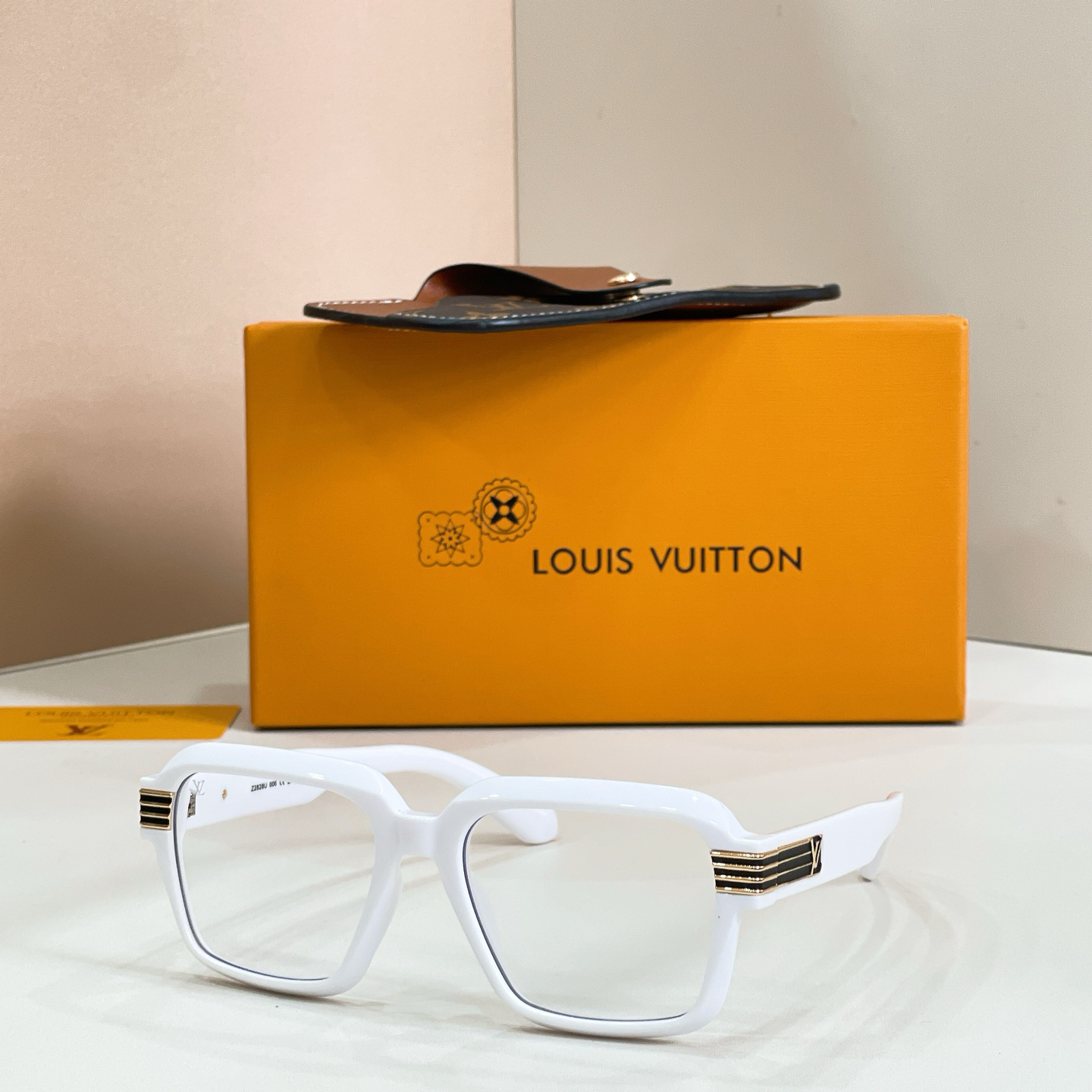 LV glasses-66