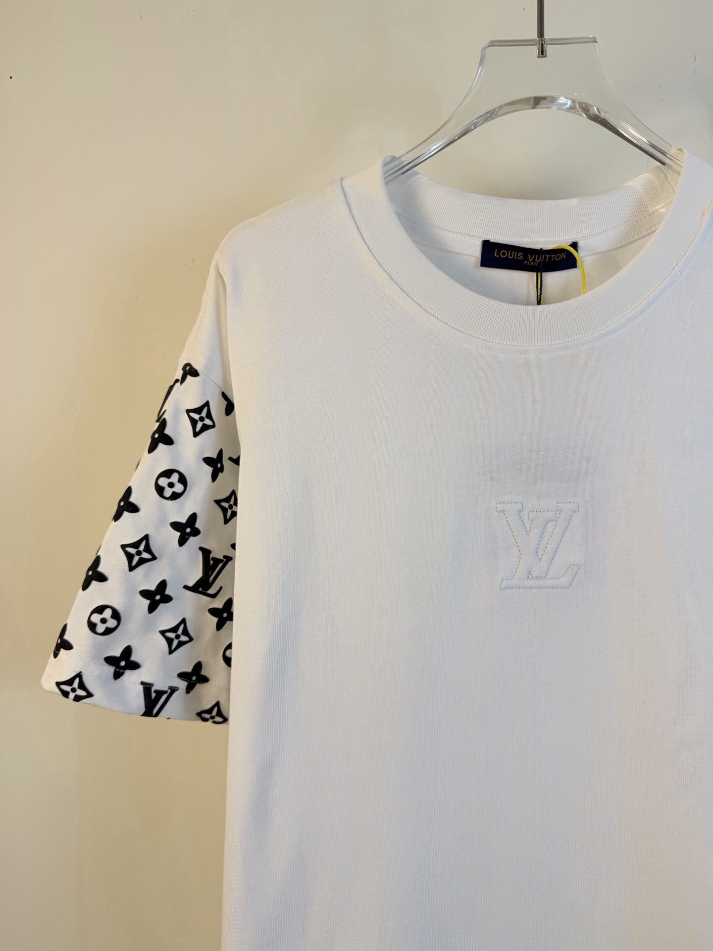 LV clothing-101