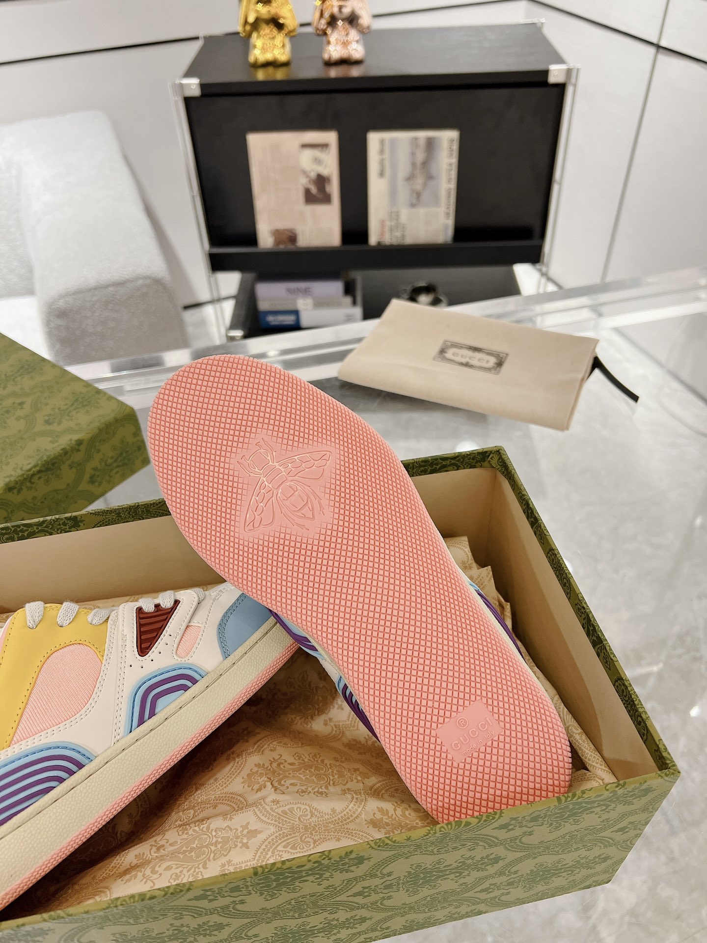 Gucci Sneakers-148