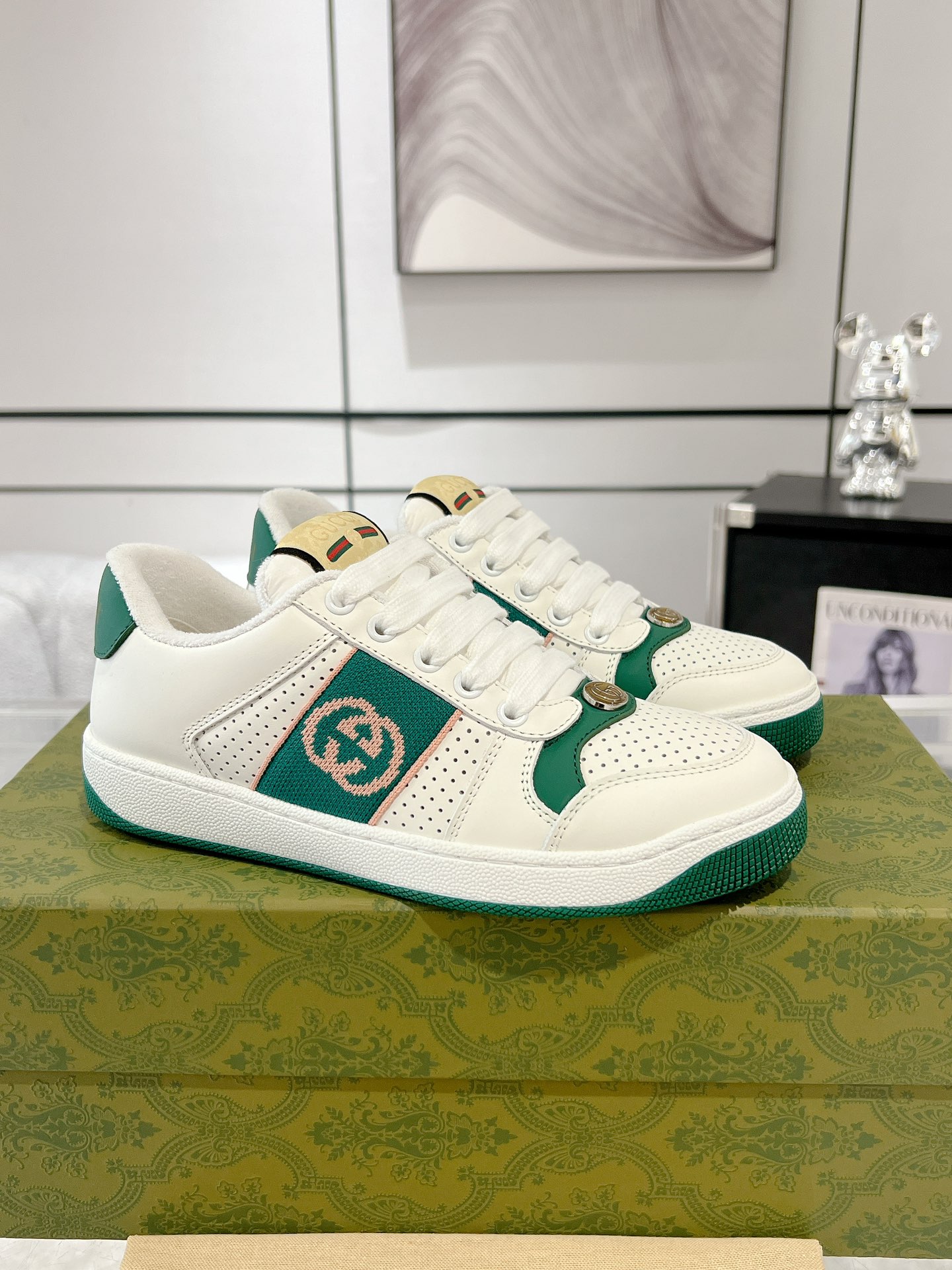 Gucci Sneakers-140